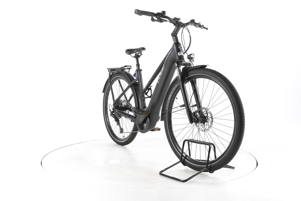 Cube Touring Hybrid Pro Trekking E-Bike - Image 3