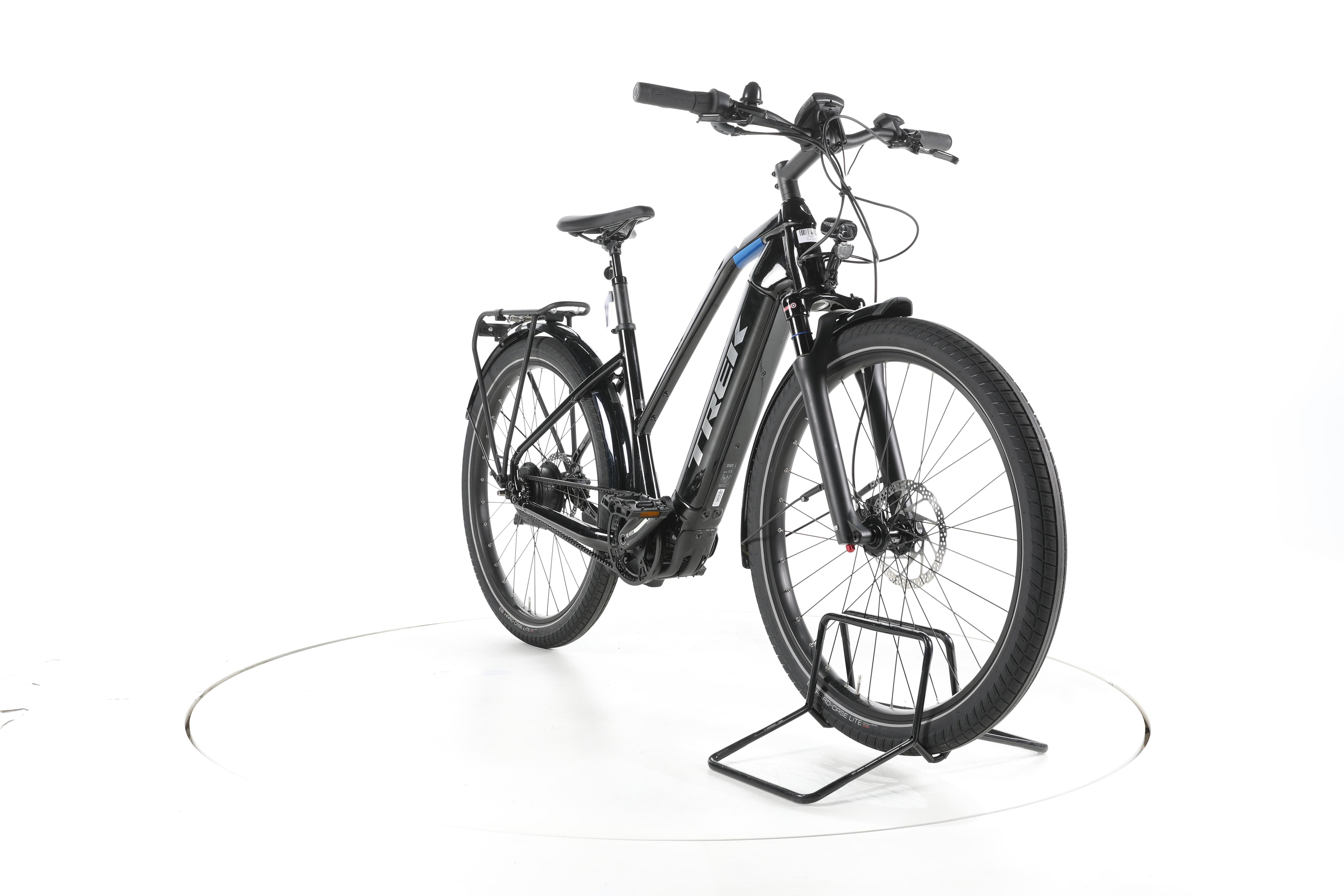 Trek Allant+ 9 Trekking E-Bike - Image 3
