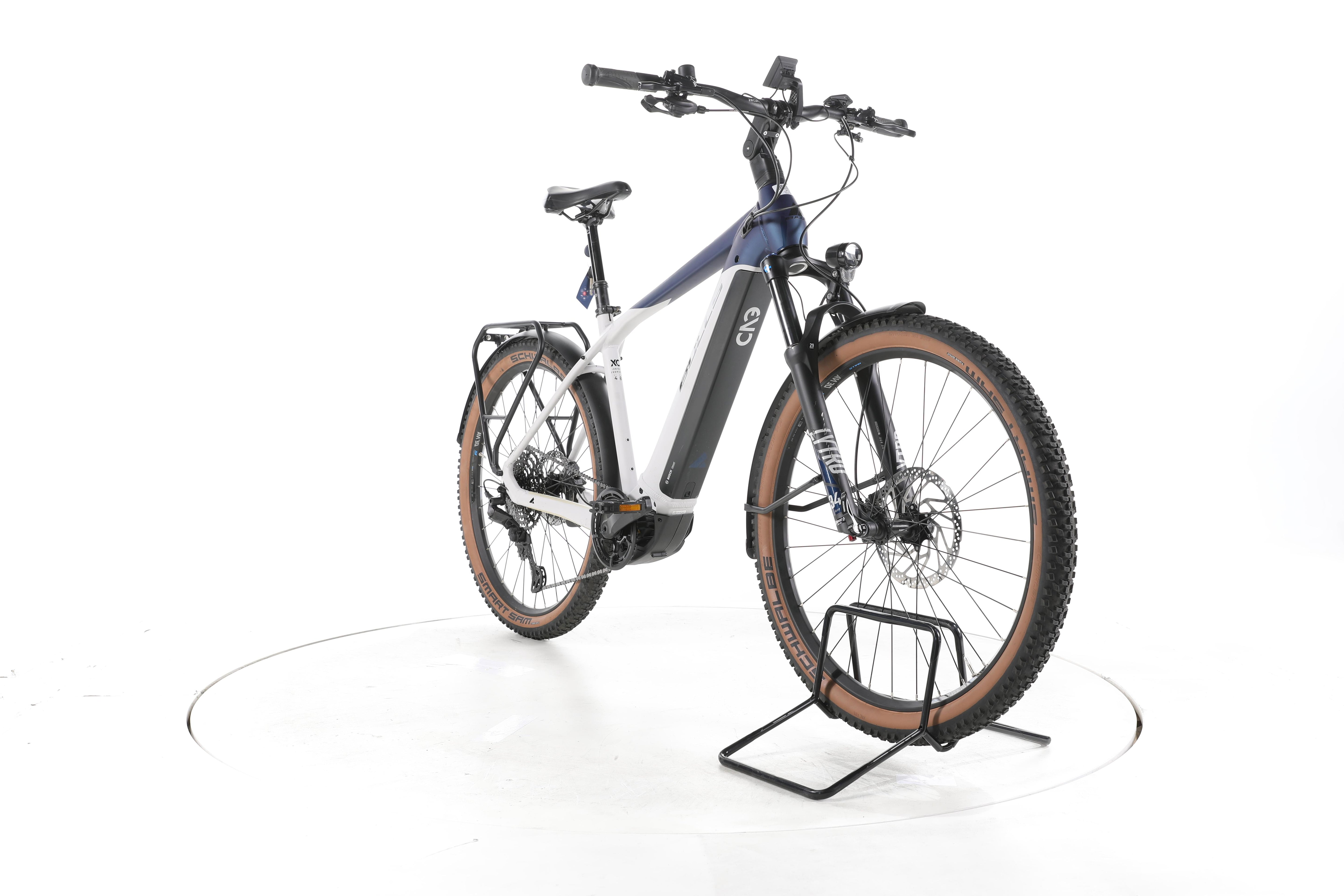Bulls Iconic Evo 3 Trekking E-Bike 2024 - Image 3