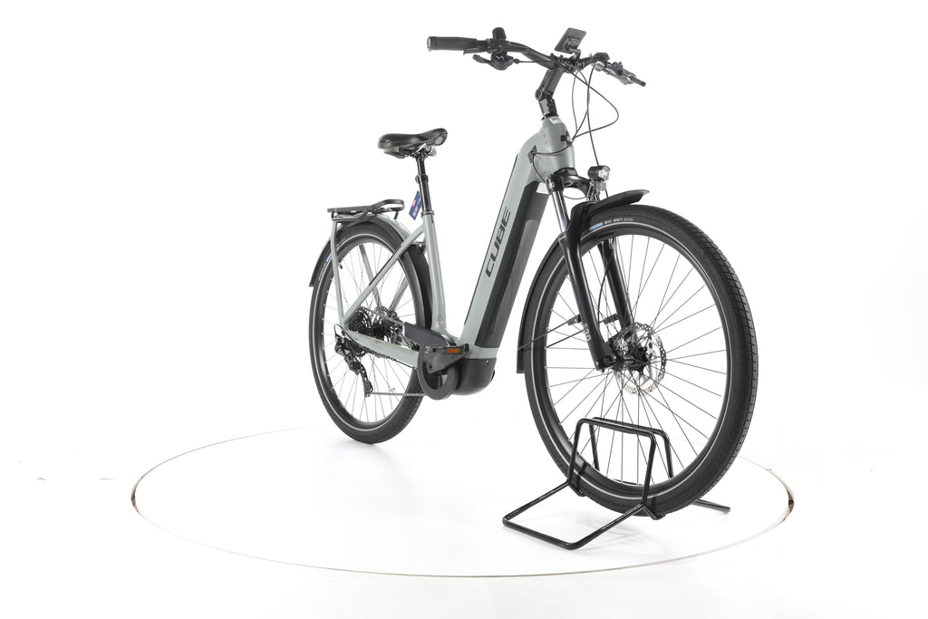 Cube Kathmandu Hybrid ONE Trekking E-Bike Tiefeinsteiger - Image 3