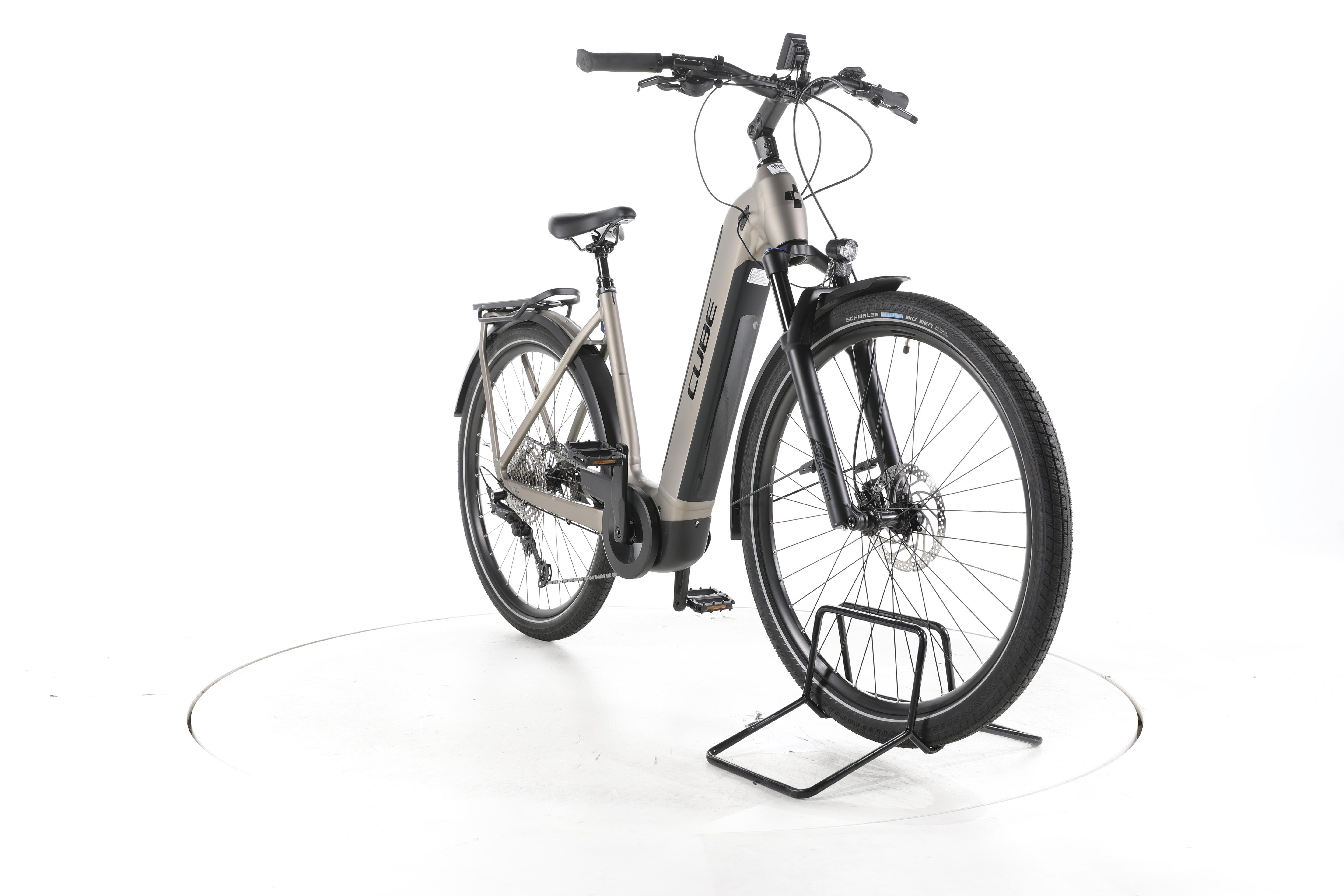 Cube Kathmandu Hybrid Pro Trekking E-Bike Tiefeinsteiger - Image 3