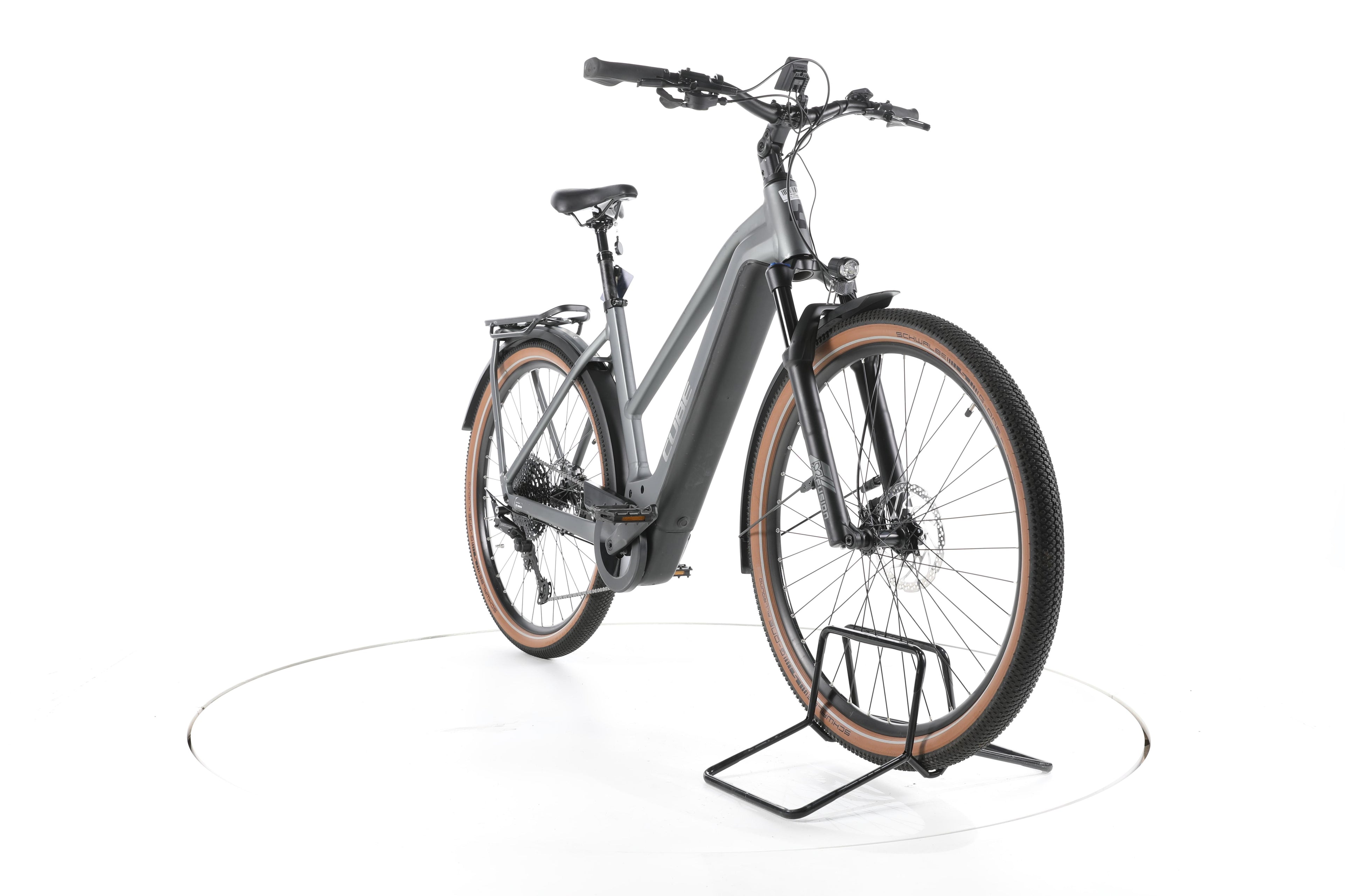 Cube Kathmandu Hybrid Pro Trekking E-Bike 2023 - Image 3