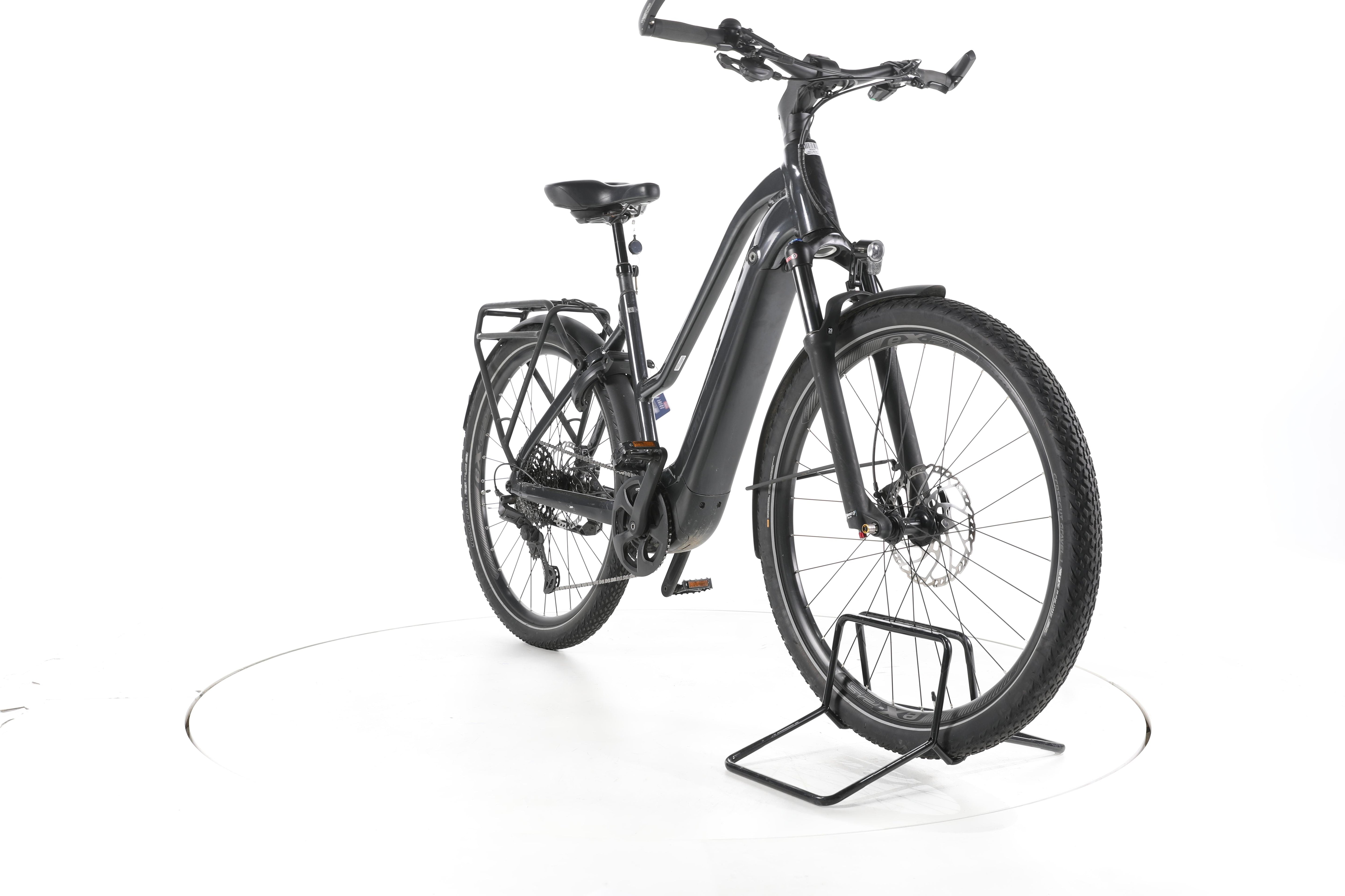 Giant Explore E+ Pro 0 Trekking E-Bike - Image 3