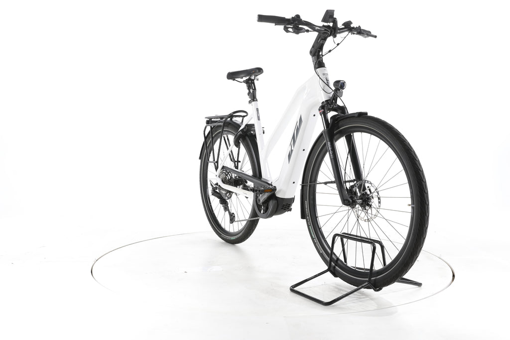 KTM Macina Style 720 Trekking E-Bike - Image 3