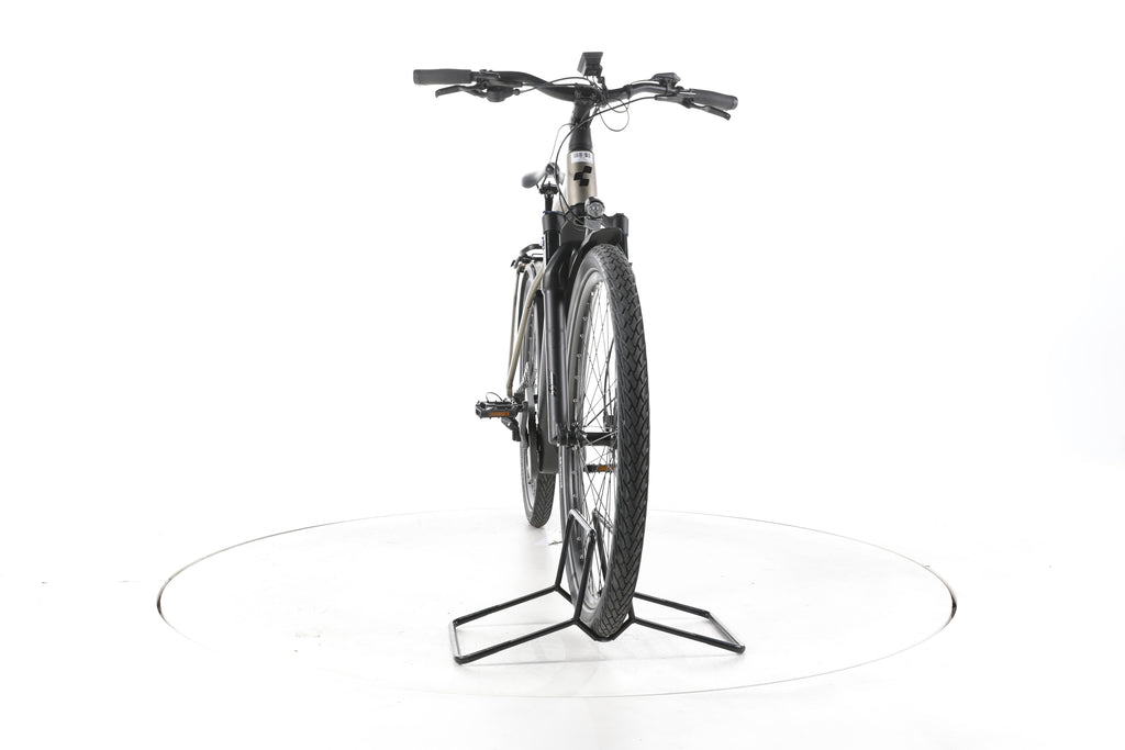 Cube Kathmandu Hybrid Pro Trekking E-Bike - Image 4