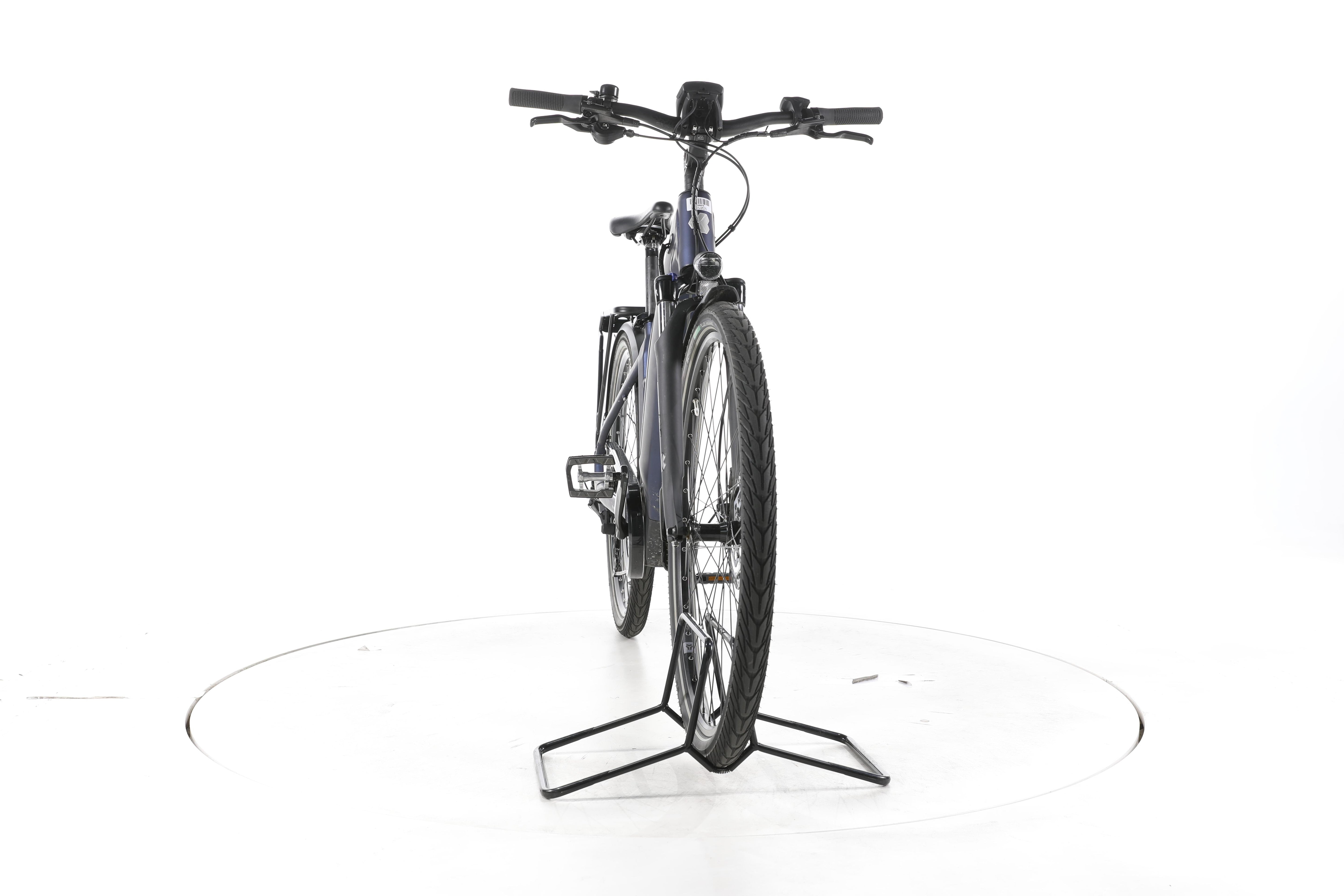 Carver Route E.420 Trekking E-Bike - Image 4