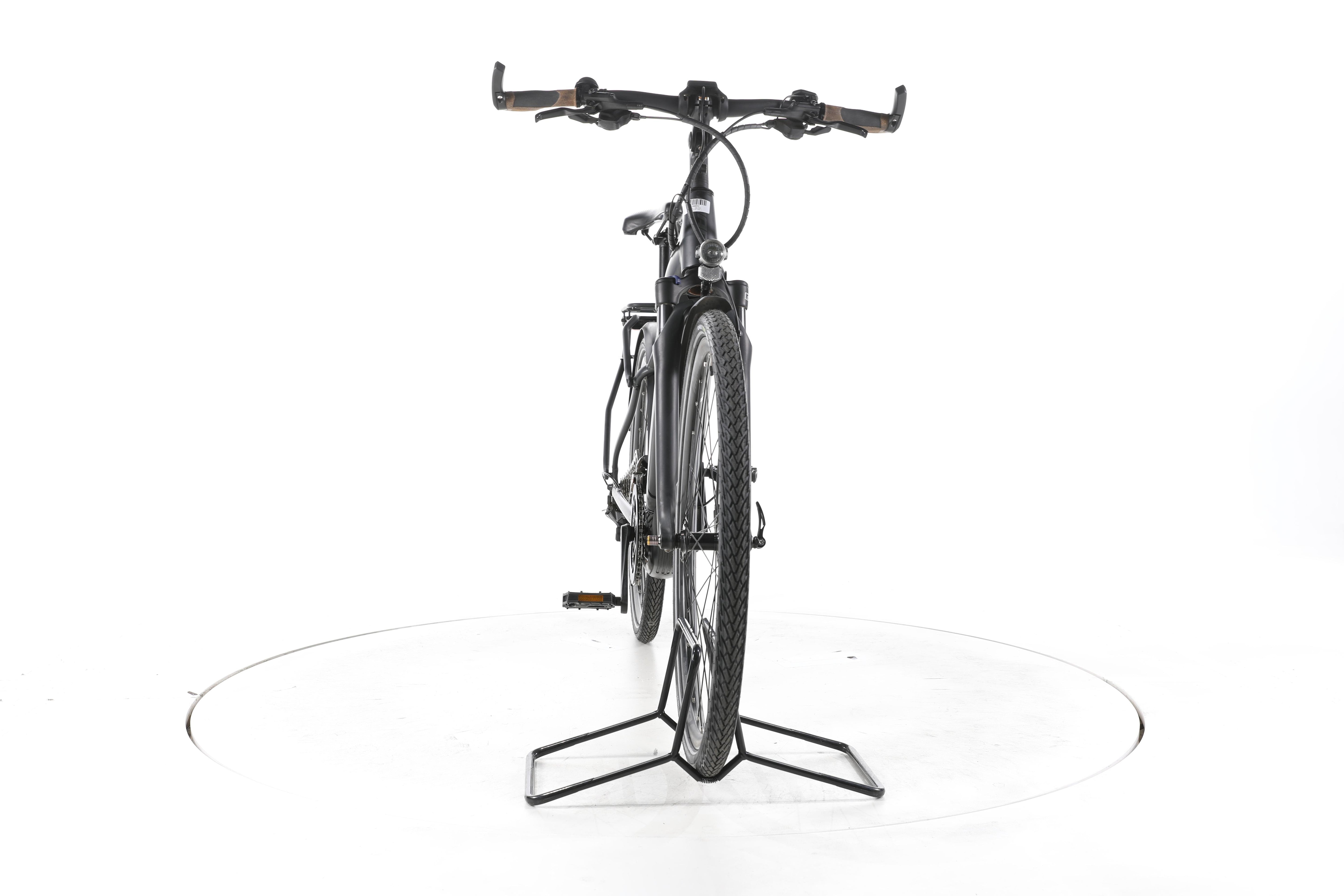 Giant Explore E+ 1 Trekking E-Bike - Image 4
