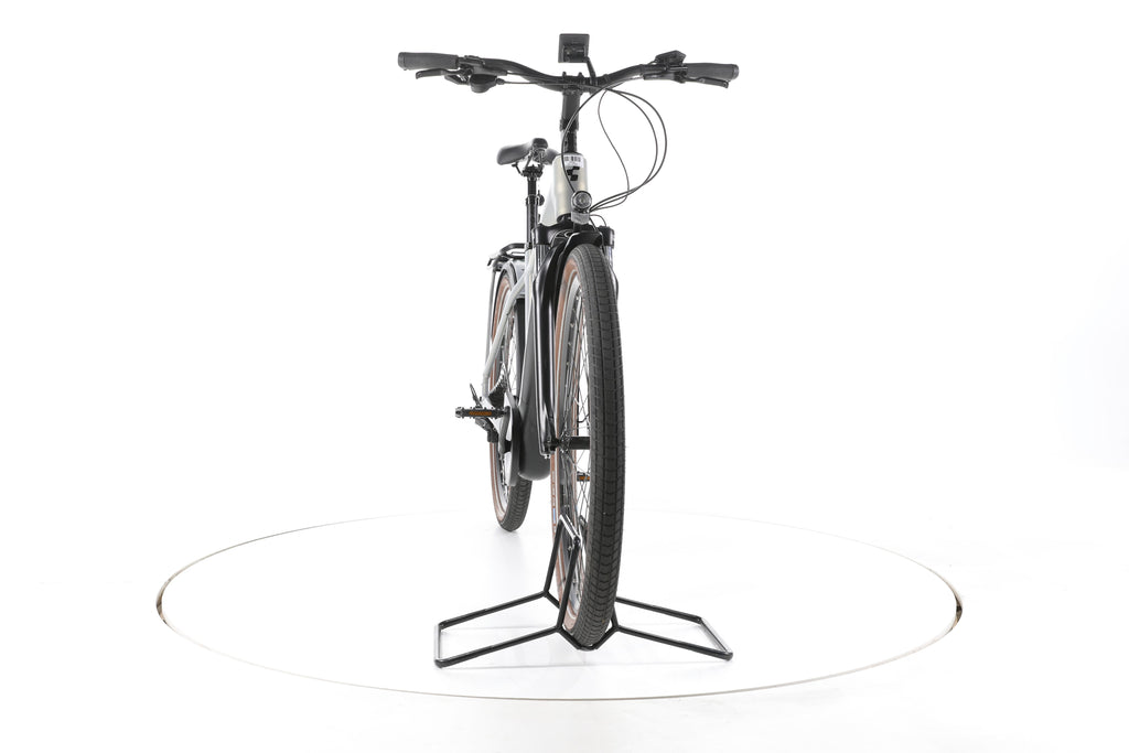 Cube Touring Hybrid Pro 625 Trekking E-Bike 2024 - Image 4