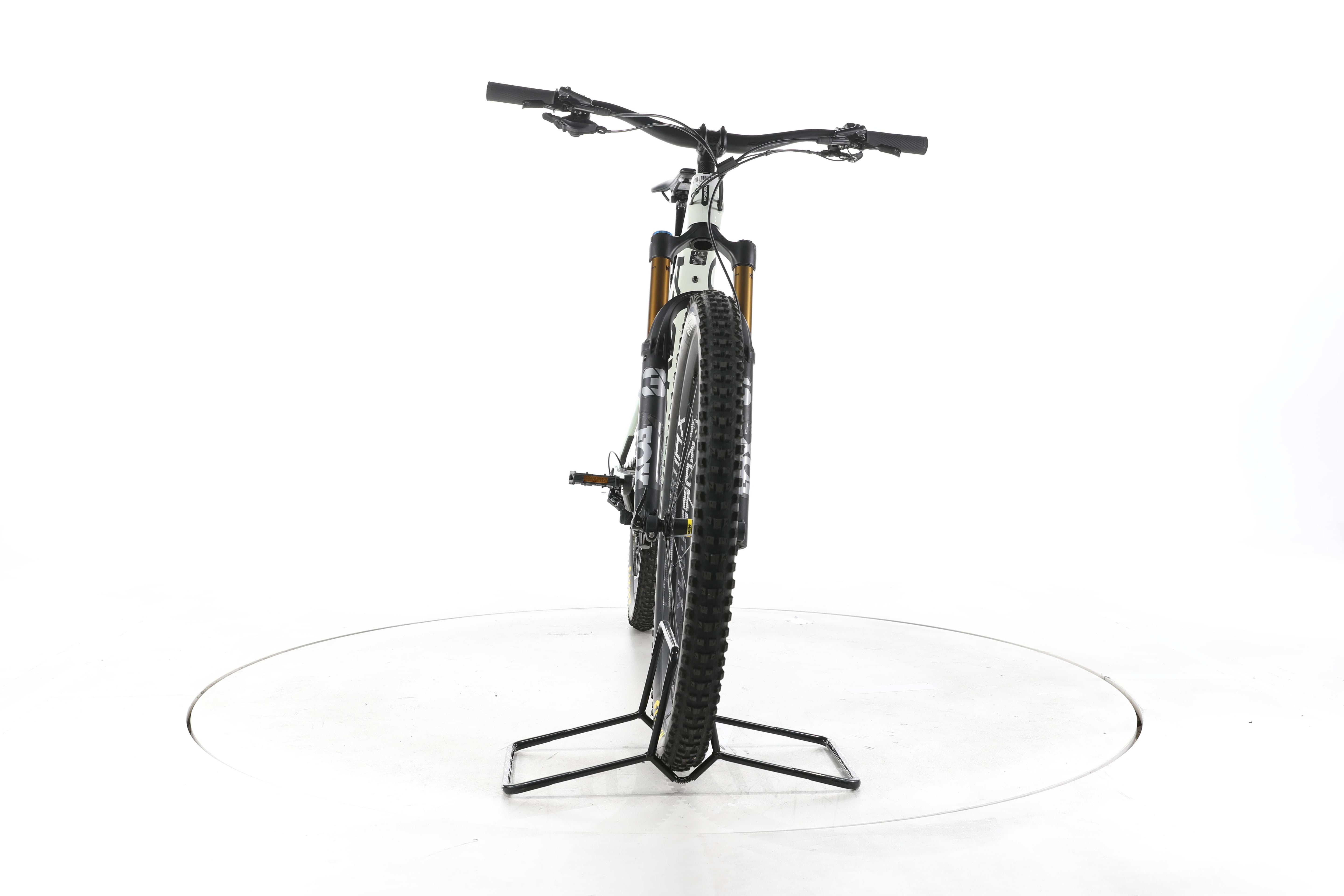 Orbea Rise M10 E-Bike Fully Carbon - Image 4