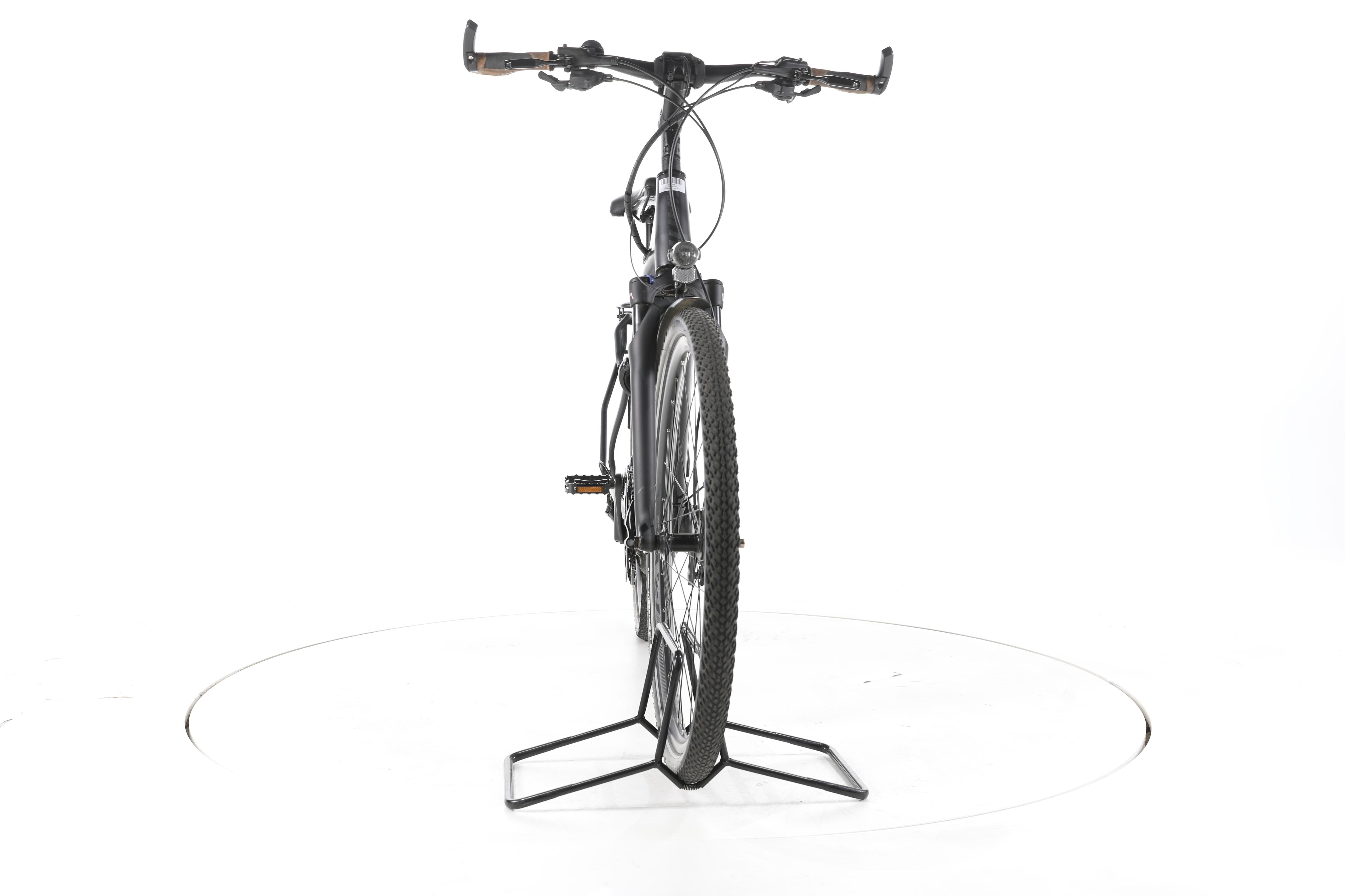 Giant Explore E+ 1 Trekking E-Bike - Image 4
