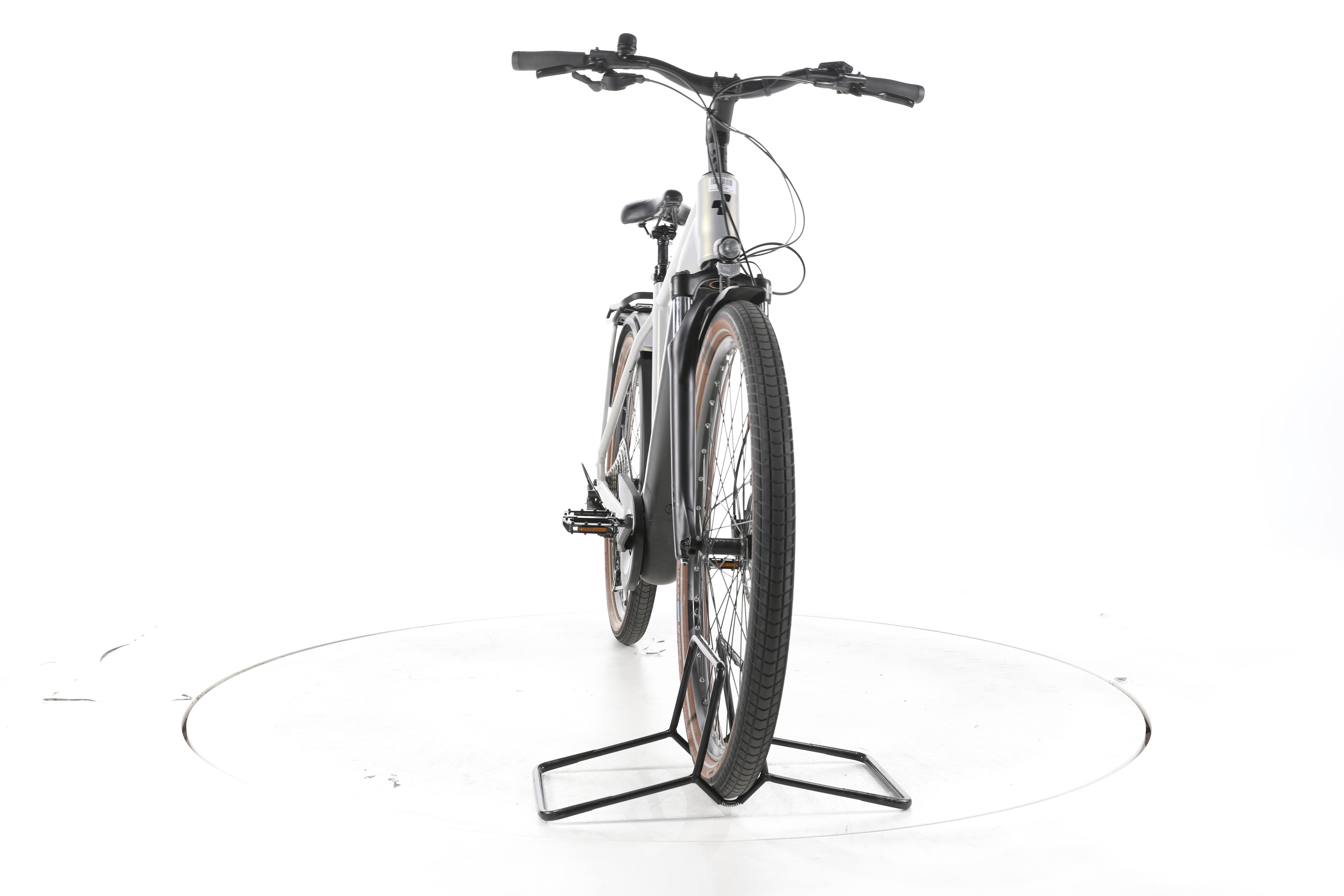 Cube Touring Hybrid Pro Trekking E-Bike - Image 4