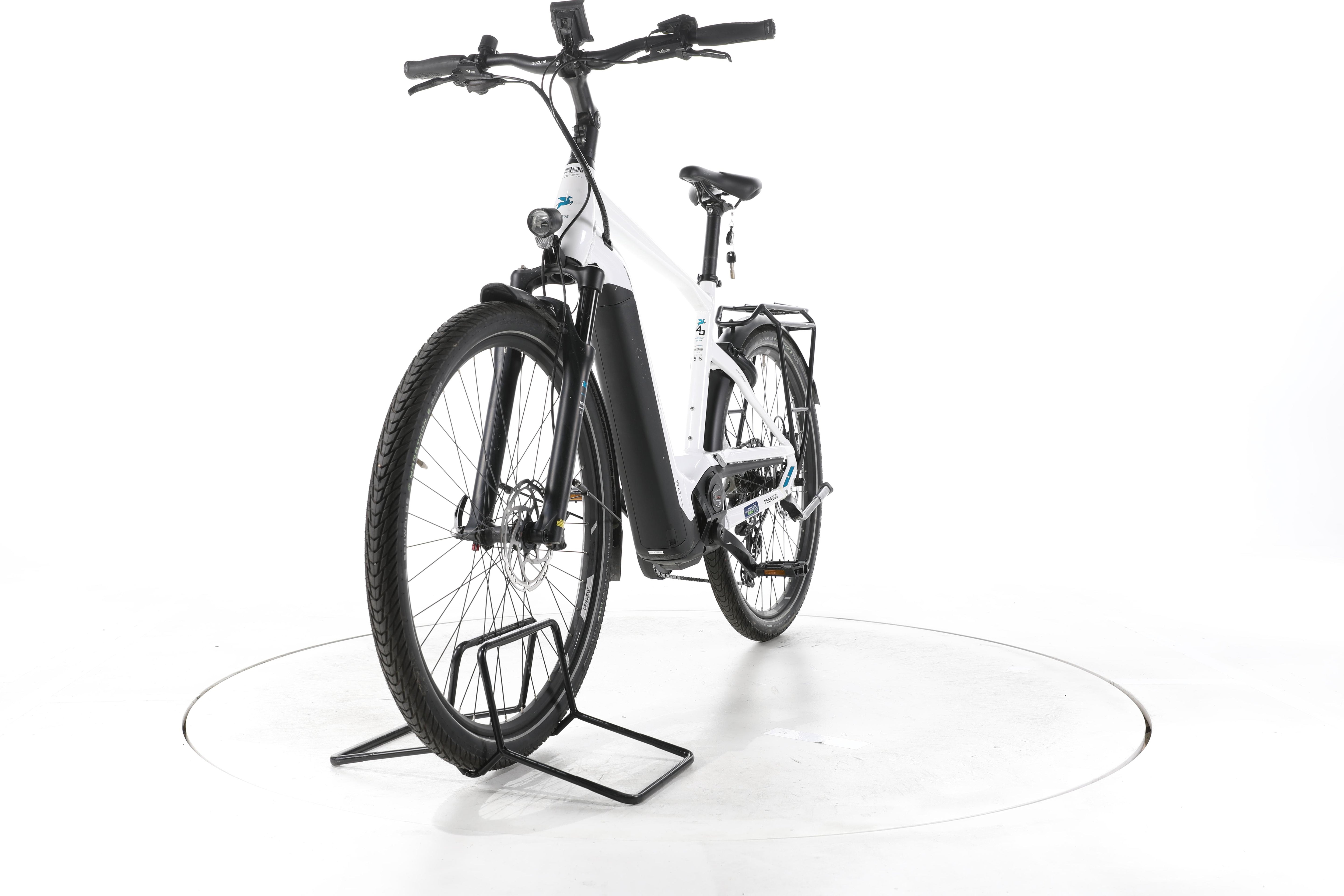 Pegasus Premio Evo 11 "40 Years" Trekking E-Bike Tiefeinsteiger - Image 5
