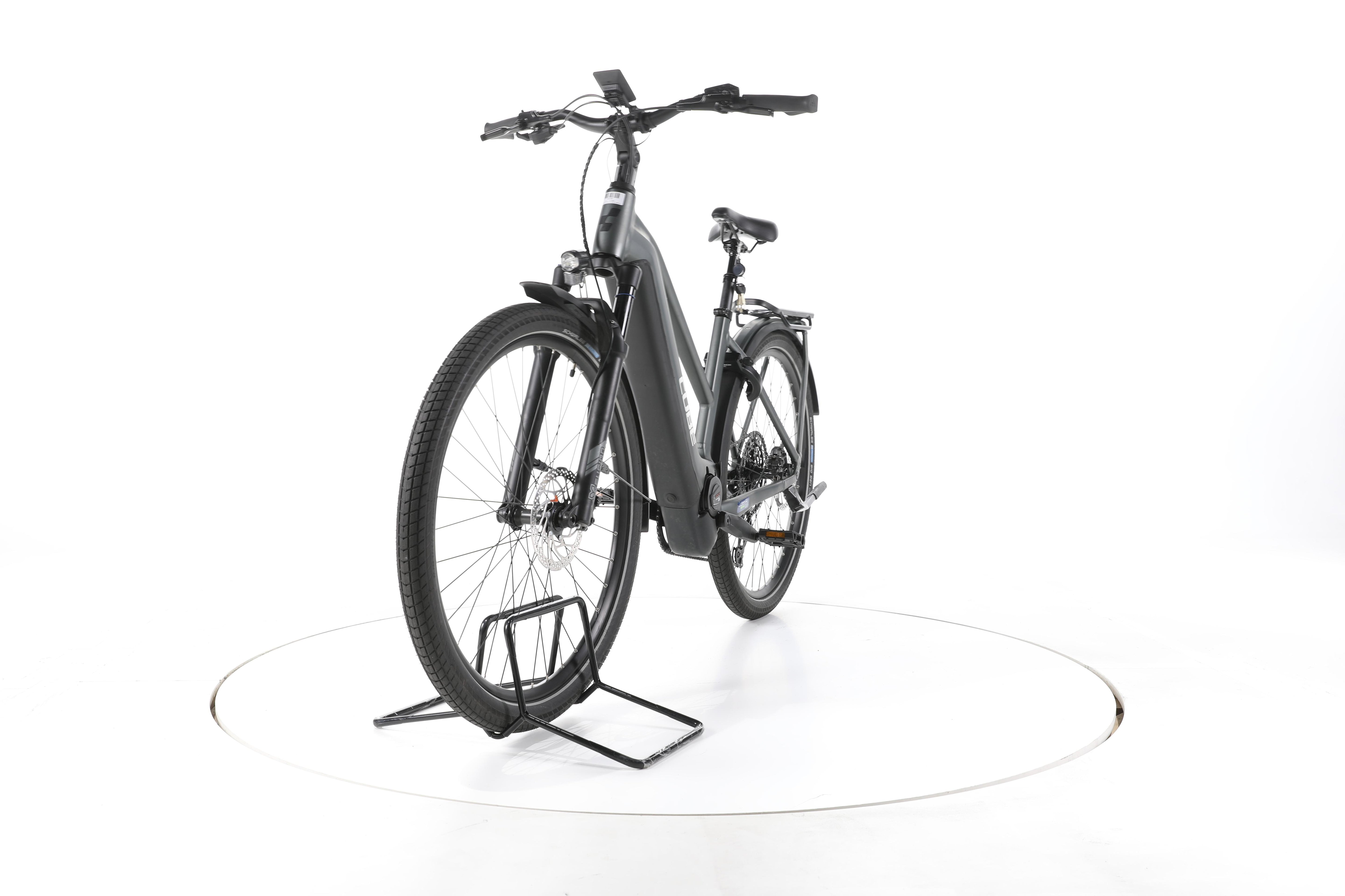Cube Kathmandu Hybrid Pro Trekking E-Bike - Image 5