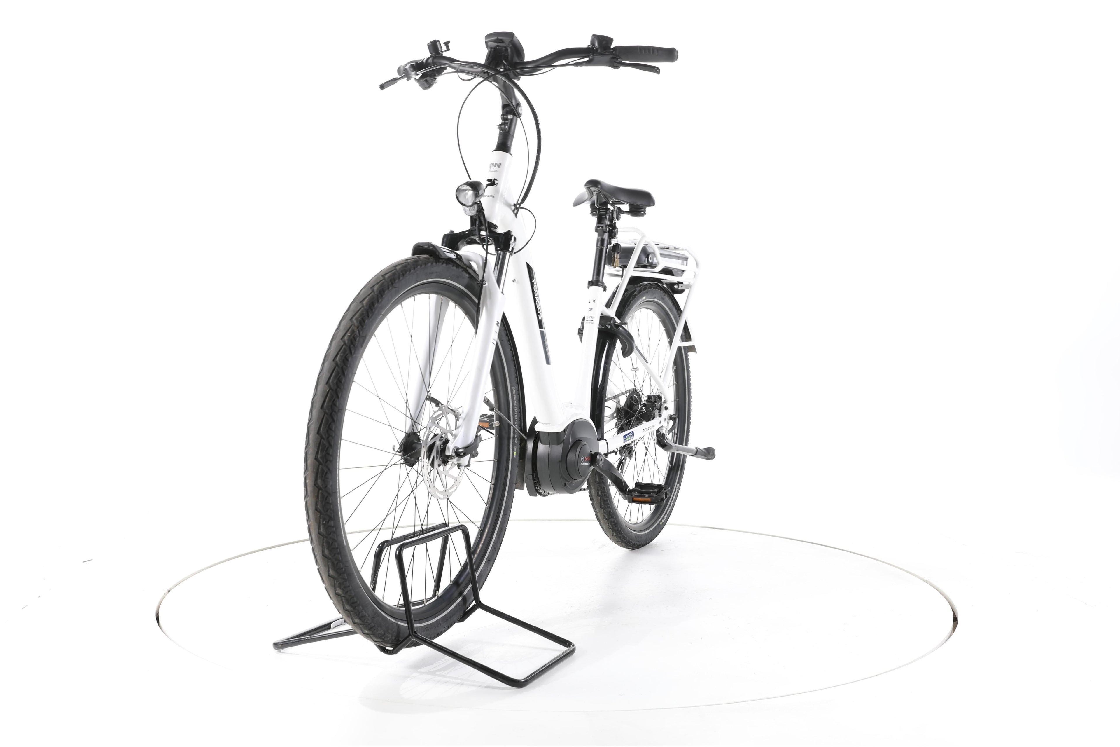 Pegasus Solero E9 Performance Trekking E-Bike Tiefeinsteiger - Image 5