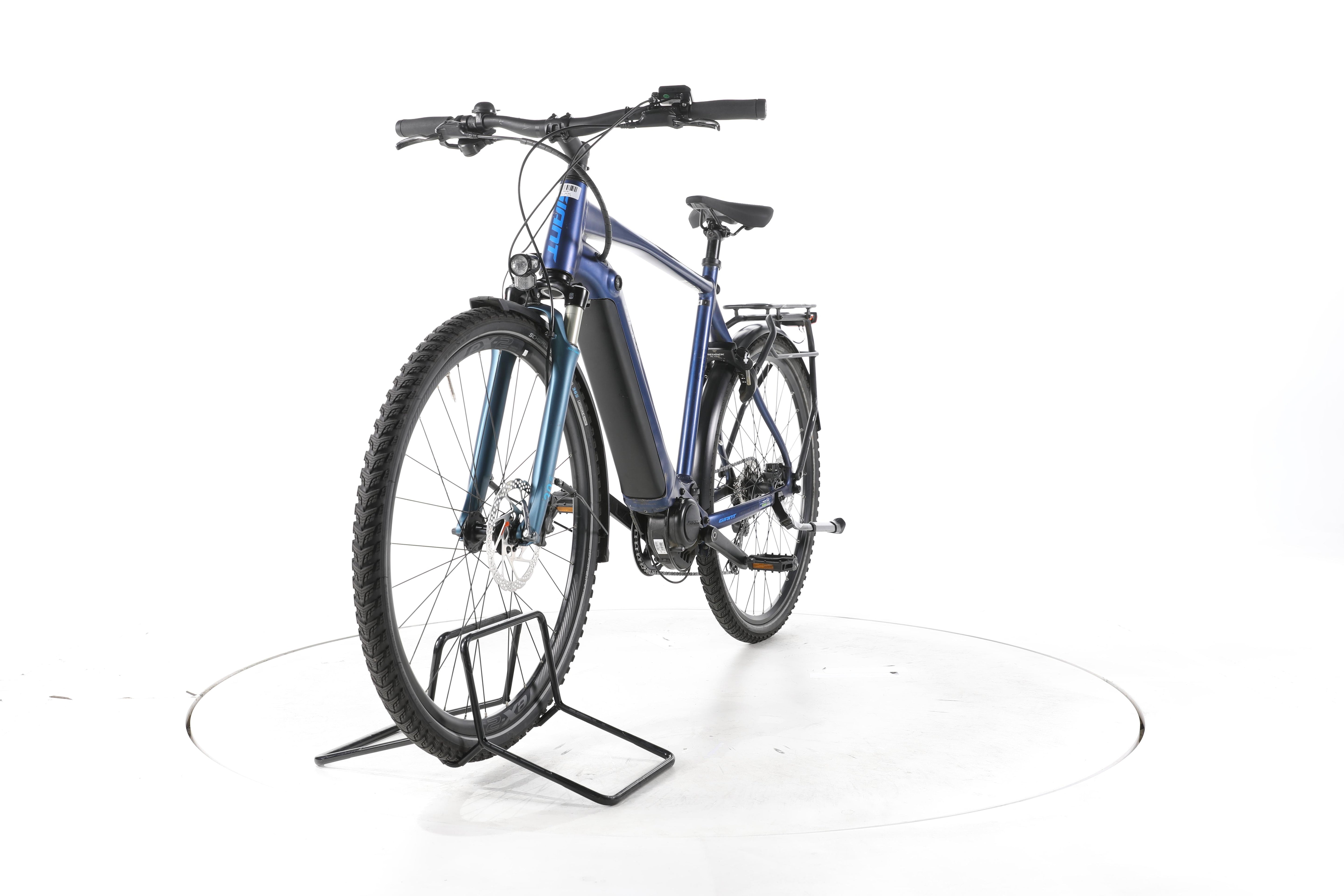Giant Explore E+ 2 Trekking E-Bike - Image 5