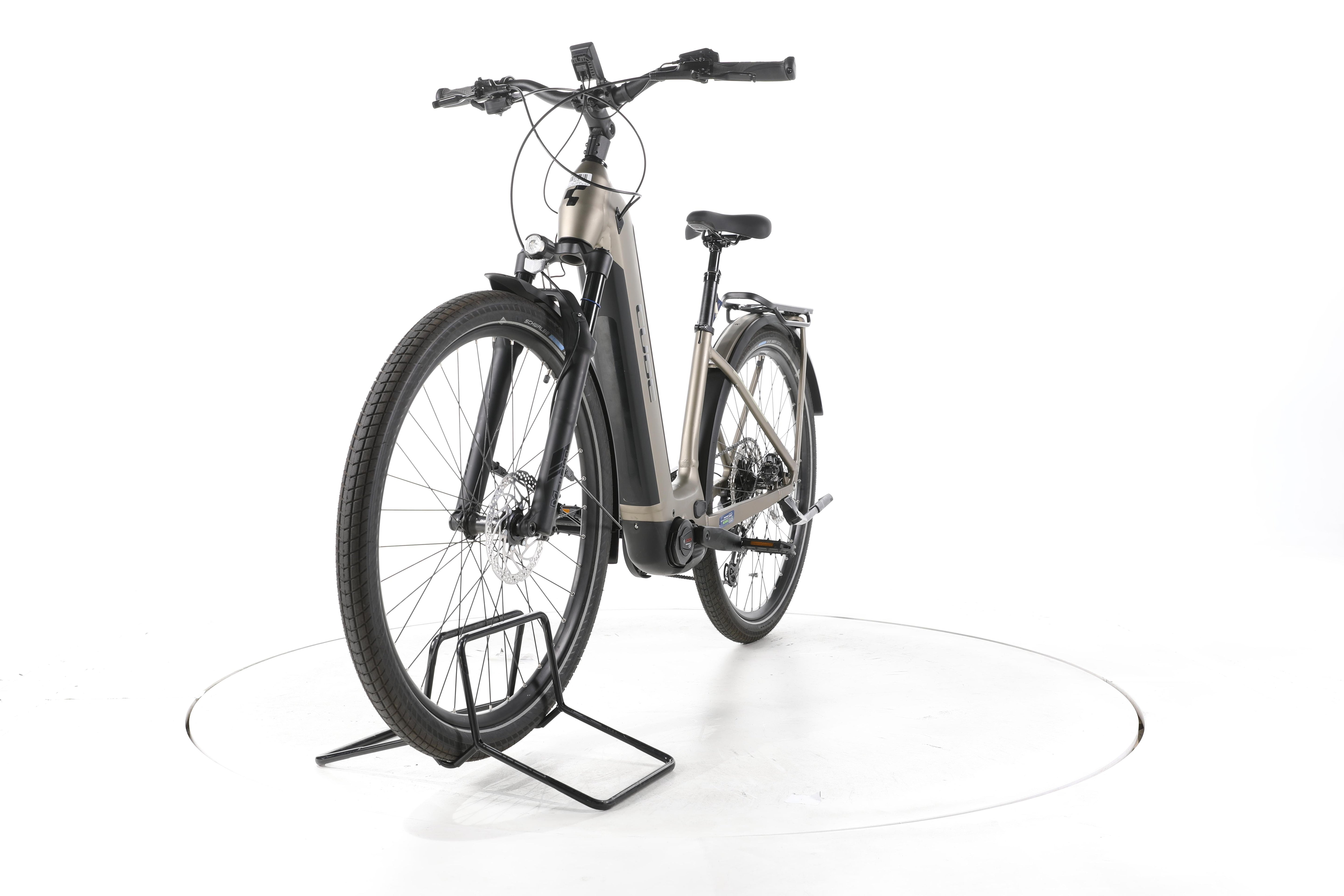 Cube Kathmandu Hybrid Pro Trekking E-Bike Tiefeinsteiger - Image 5