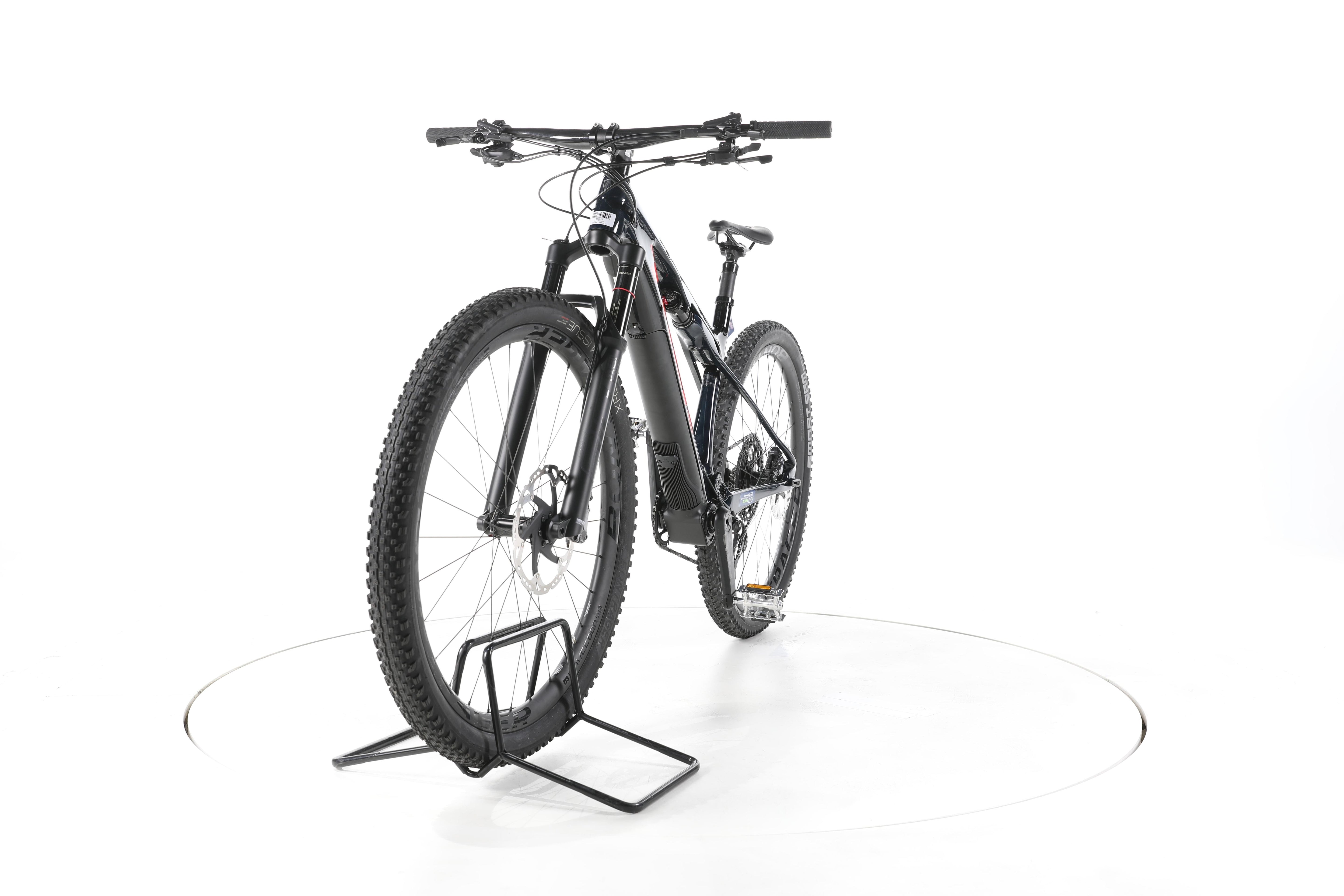Trek E-Caliber 9.8 XT E-Bike Fully Carbon 2024 - Image 5