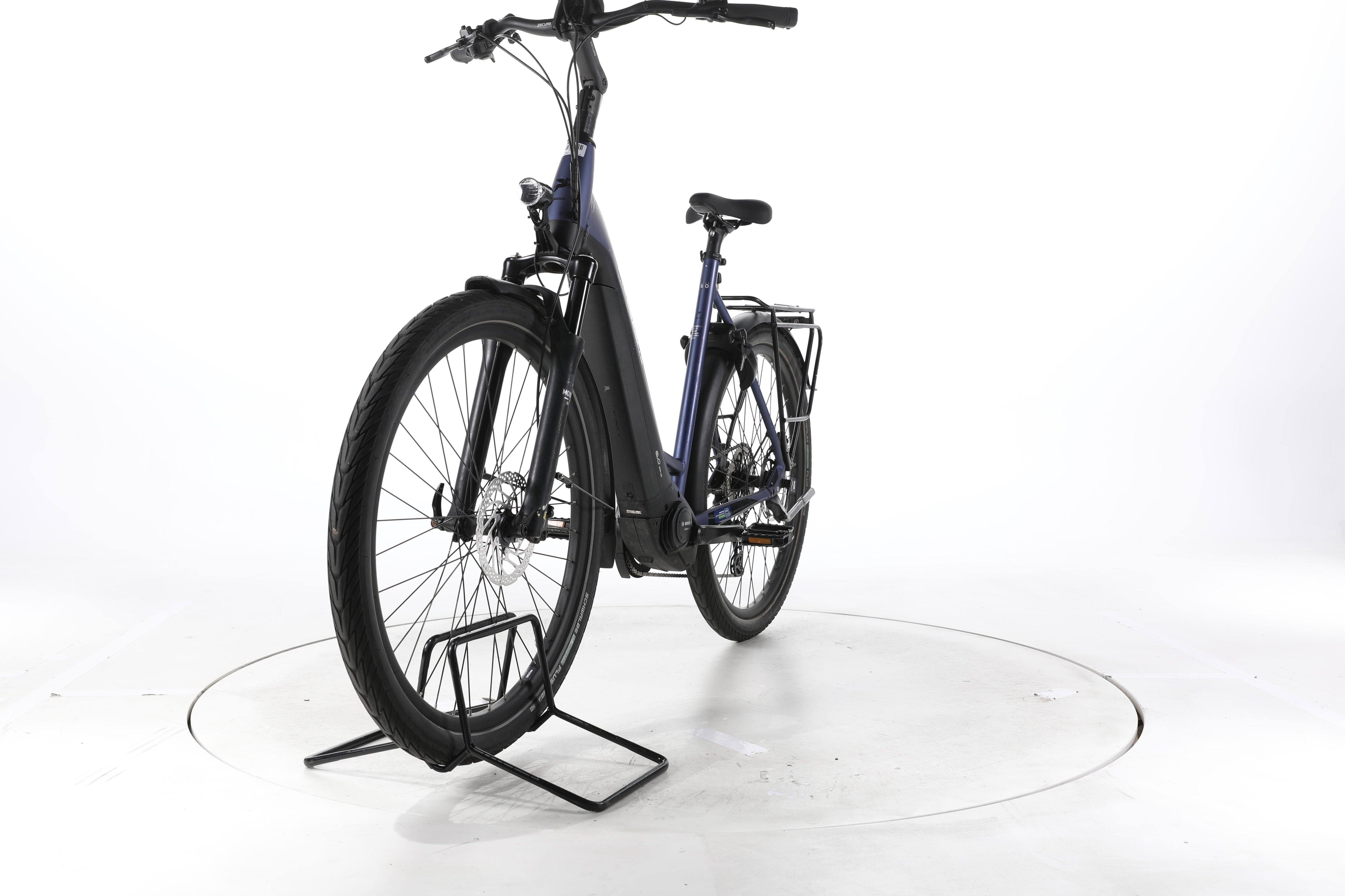 Pegasus Strong EVO Lite Trekking E-Bike Tiefeinsteiger - Image 5