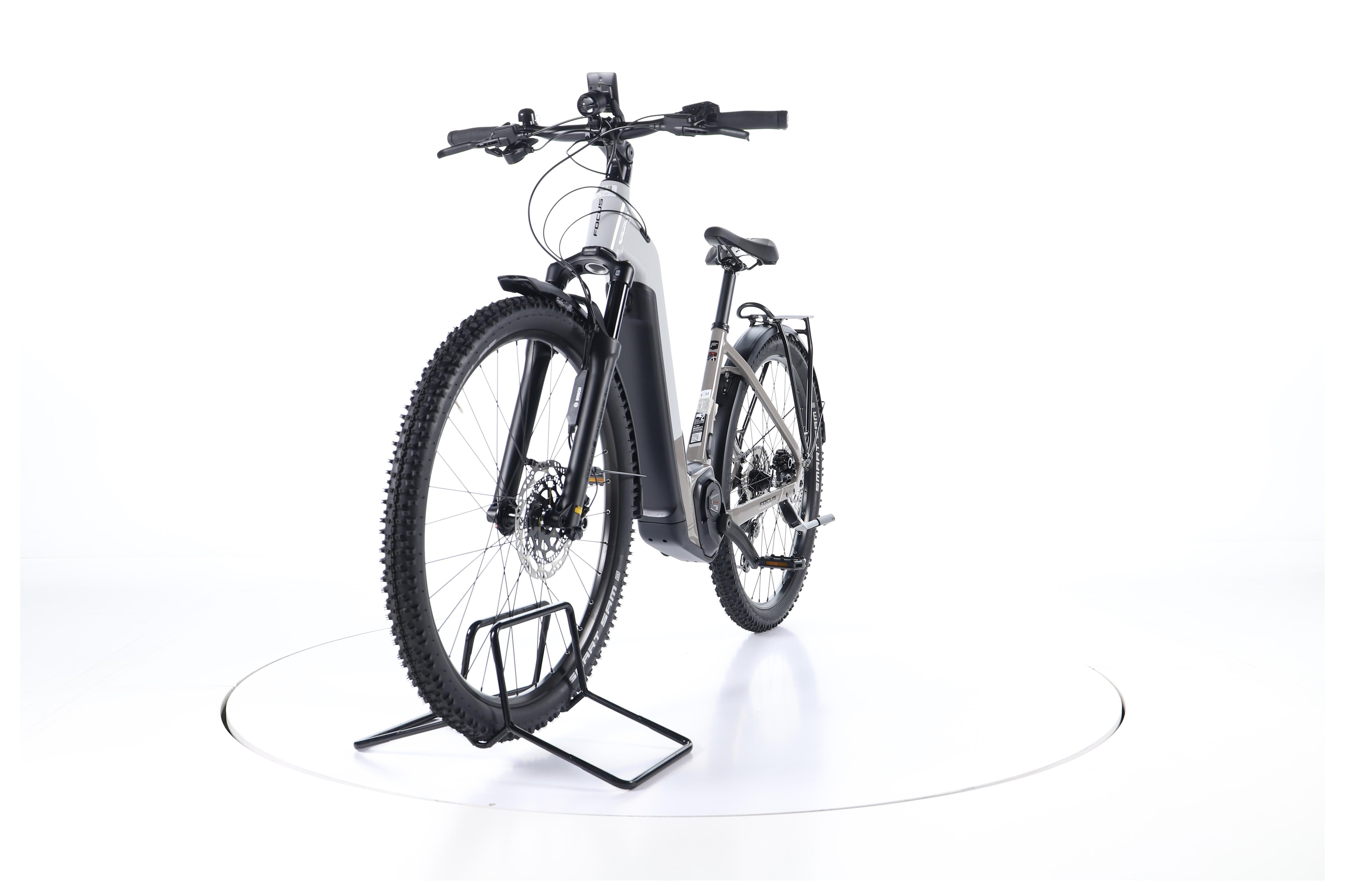 Focus Planet² 6.8 Trekking E-Bike Tiefeinsteiger - Image 5