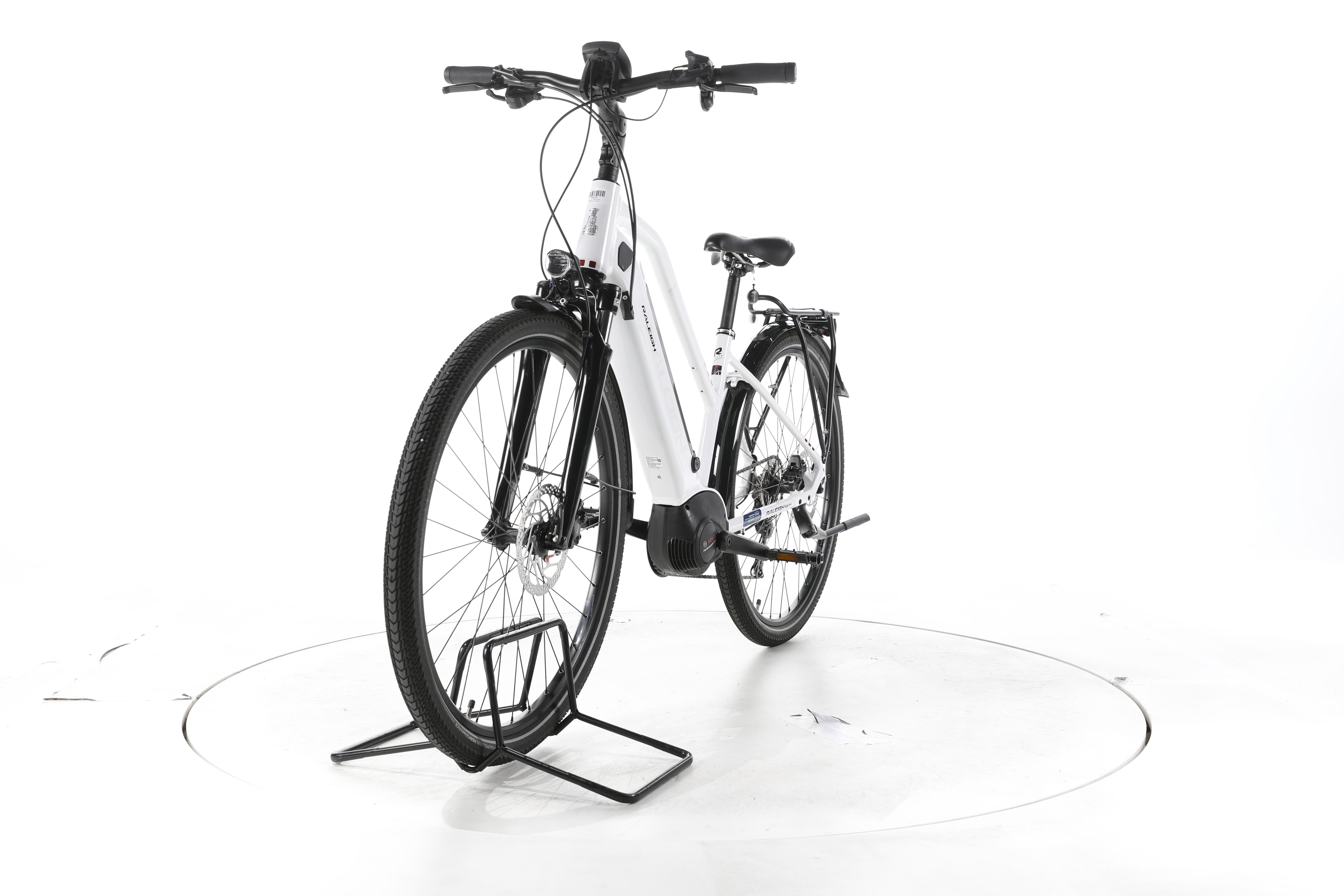 Raleigh Kent 9 Trekking E-Bike - Image 5