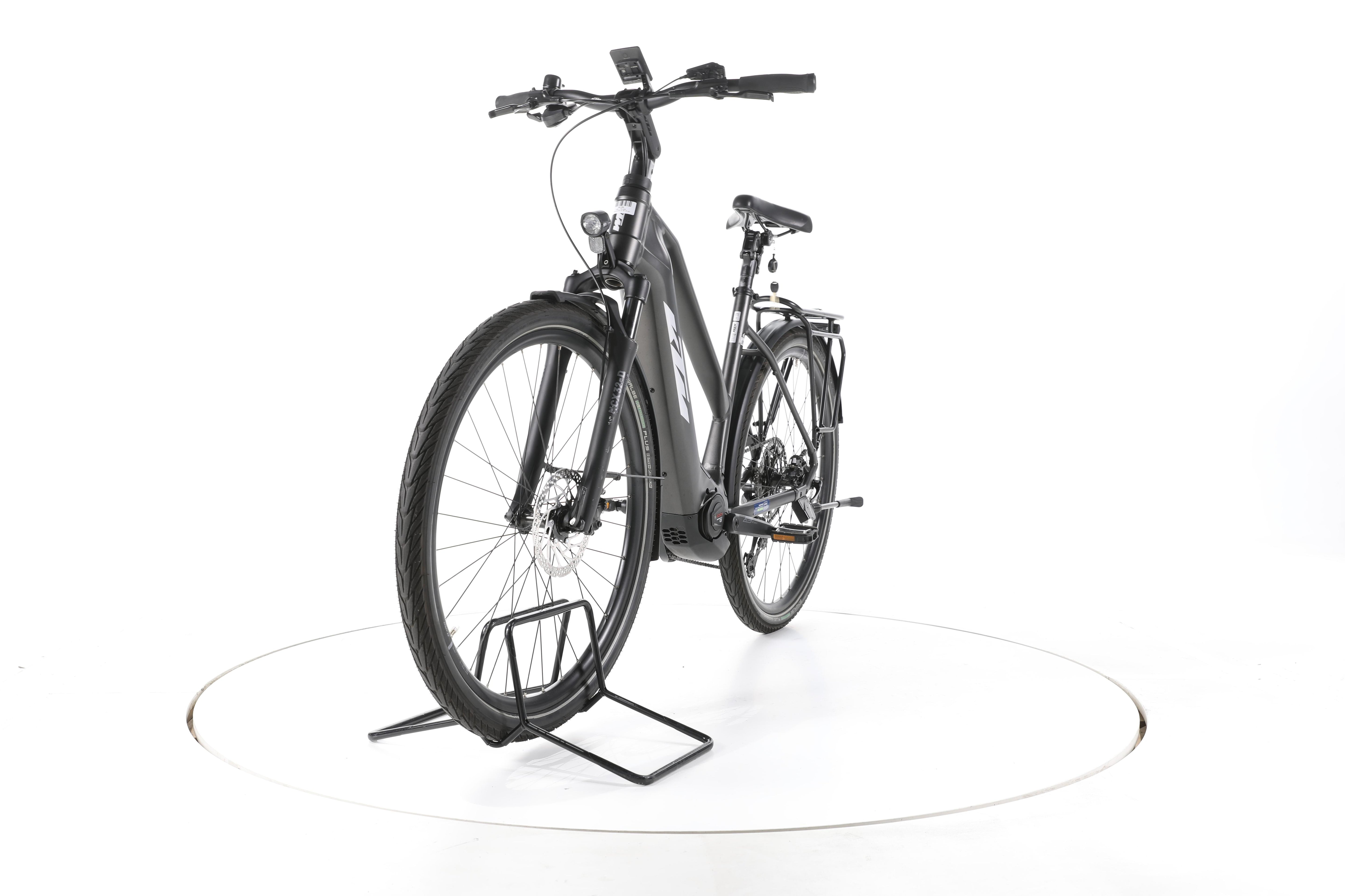 KTM Macina Limited Trekking E-Bike - Image 5