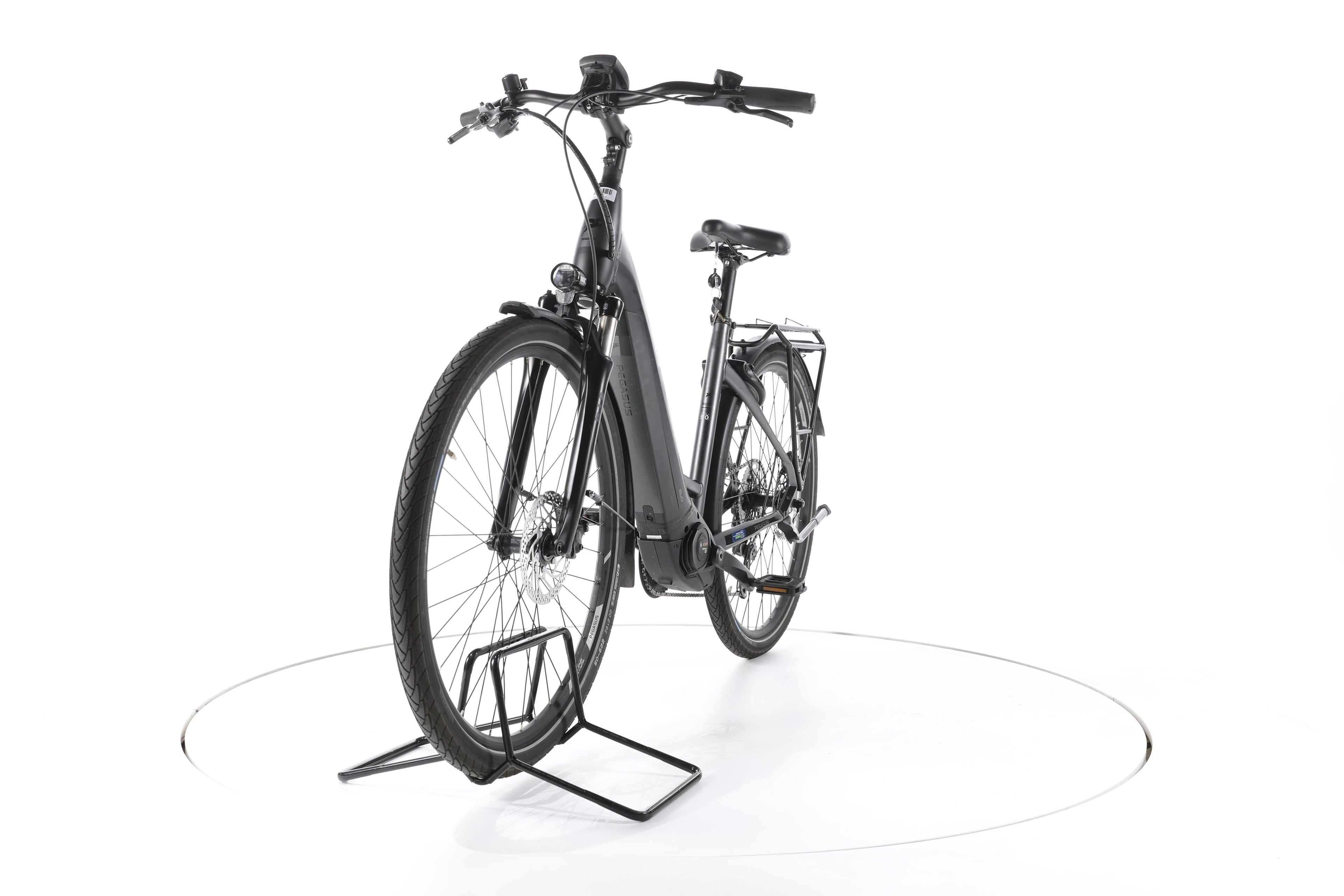 Pegasus Premio EVO 10 Lite Trekking E-Bike Tiefeinsteiger - Image 5