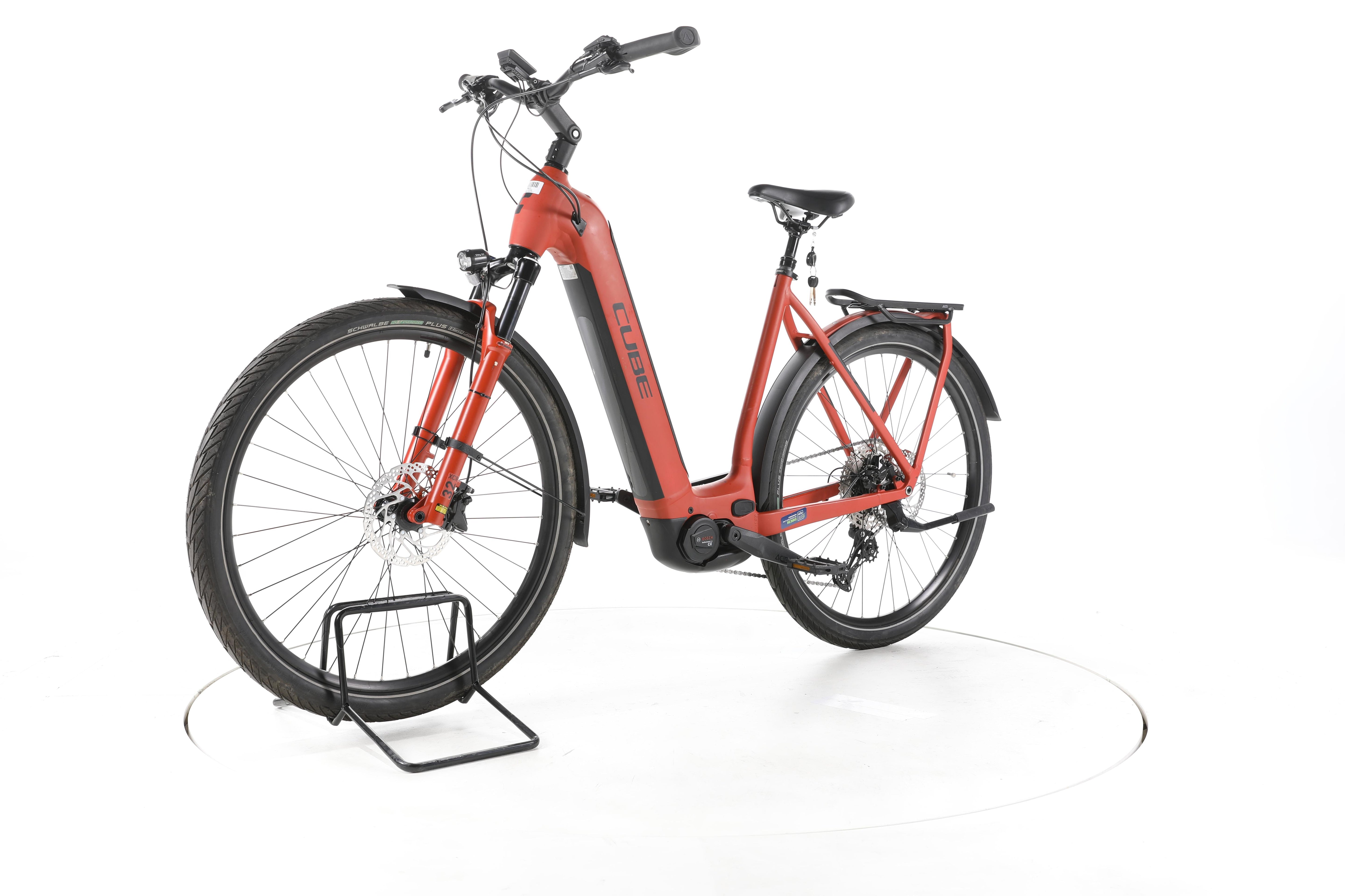 Cube Kathmandu Hybrid Trekking E-Bike Tiefeinsteiger - Image 6