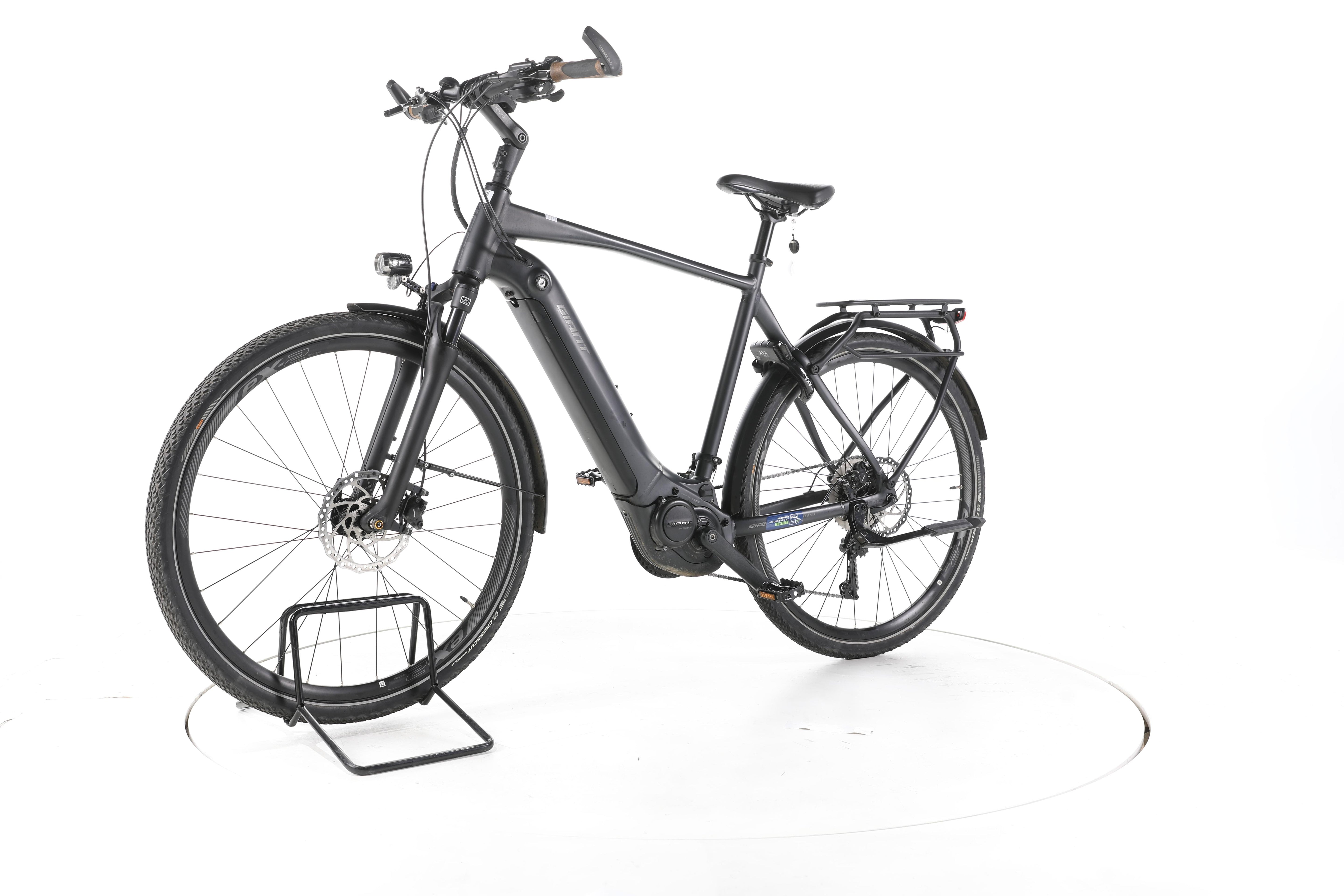 Giant Explore E+ 1 Trekking E-Bike - Image 6