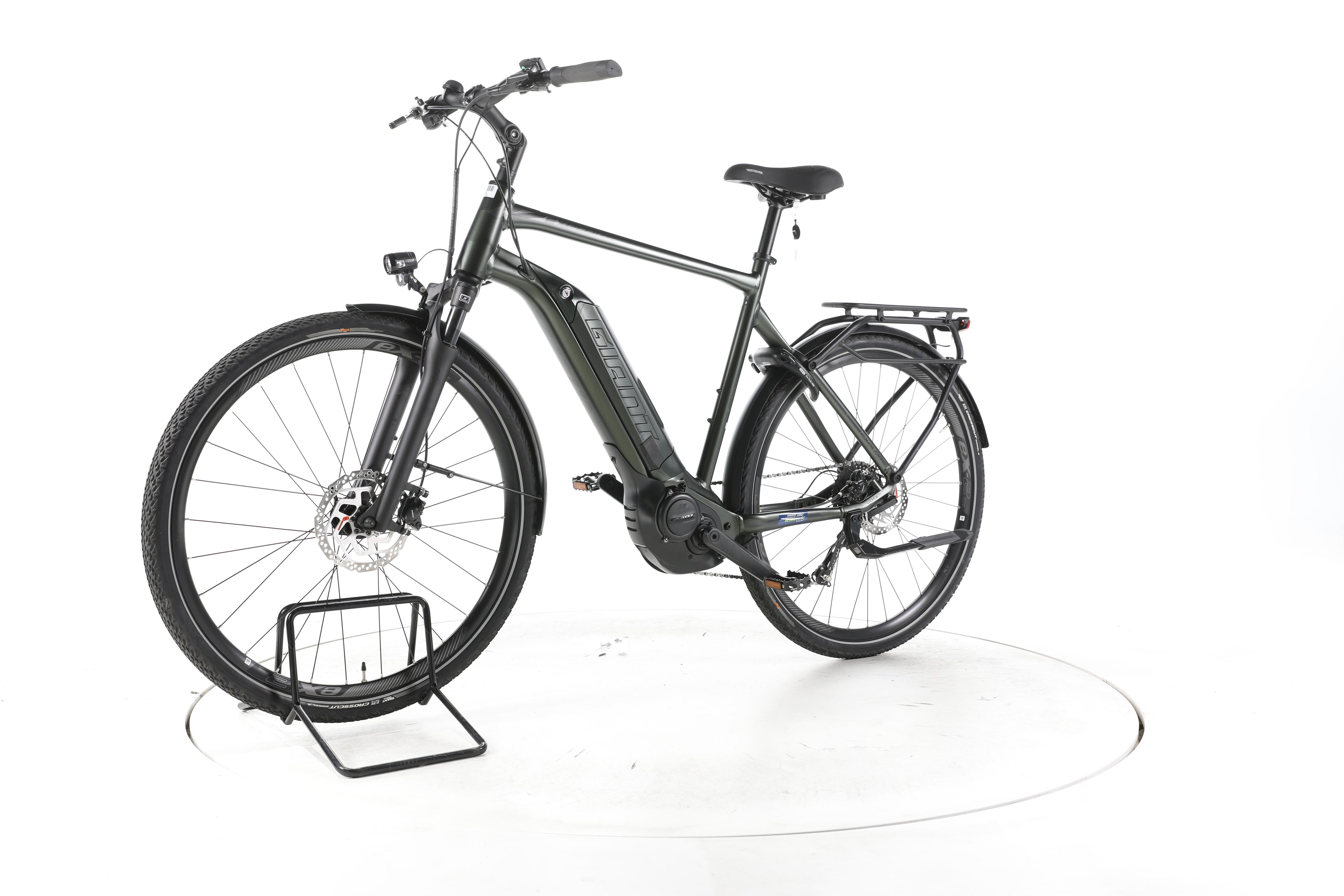 Giant Explore E+ 3 Trekking E-Bike - Image 6