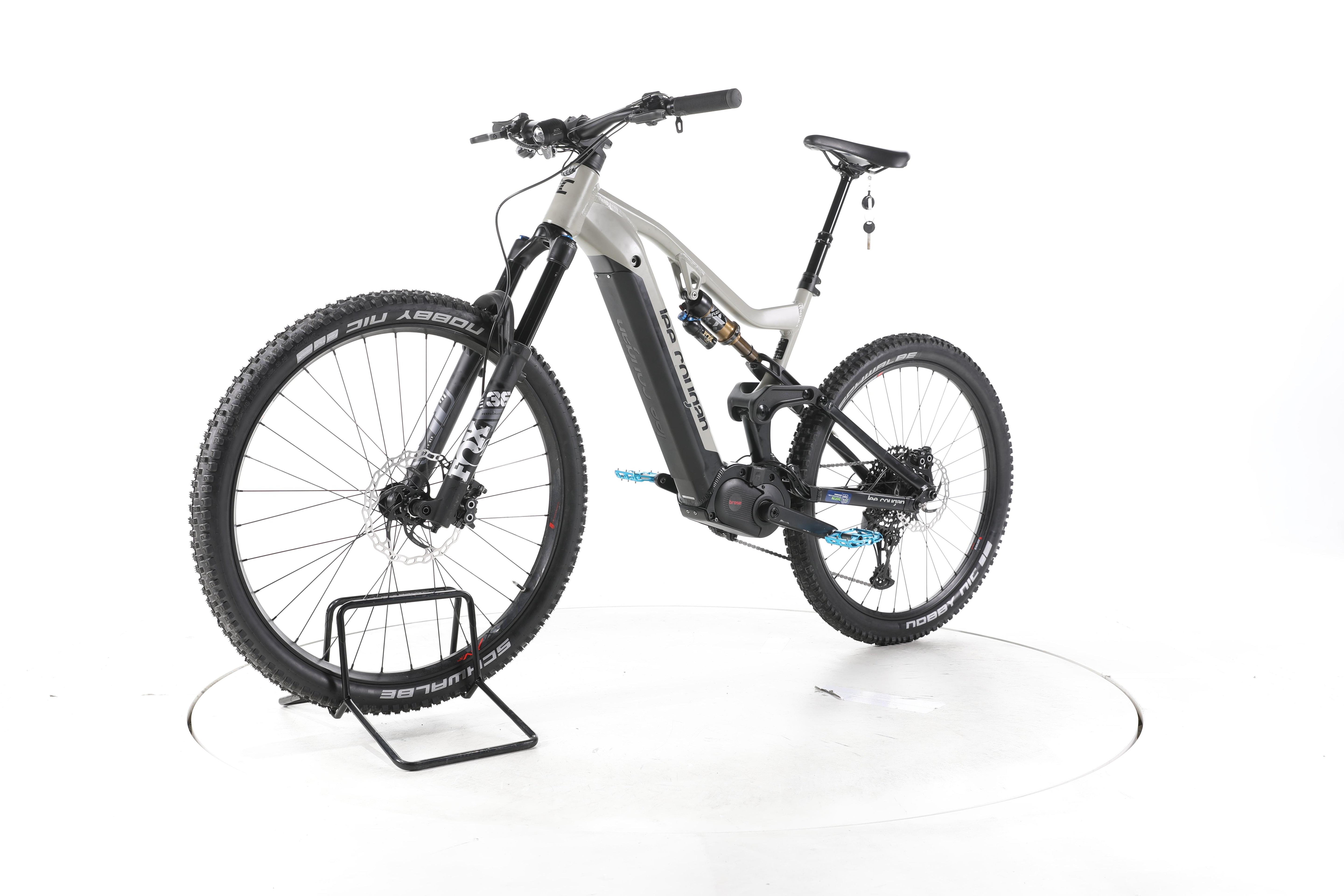 Lee Cougan E-Quest Team E-Bike Fully - Image 6