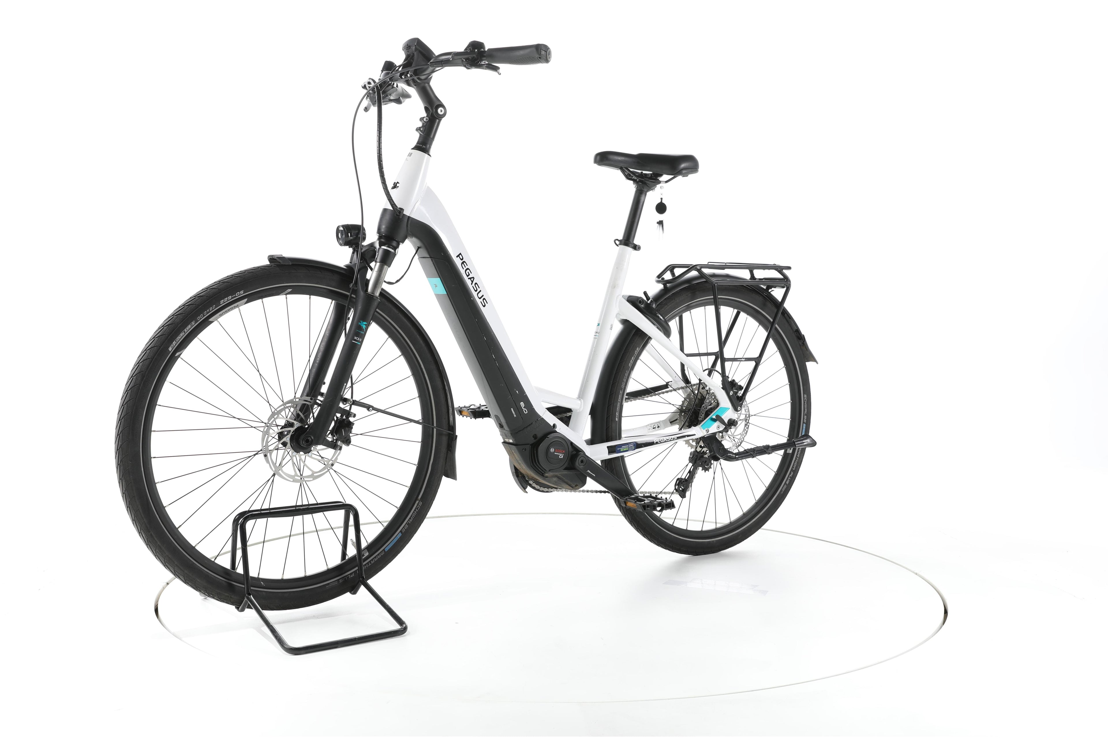 Pegasus Premio Evo 10 Lite Trekking E-Bike Tiefeinsteiger - Image 6