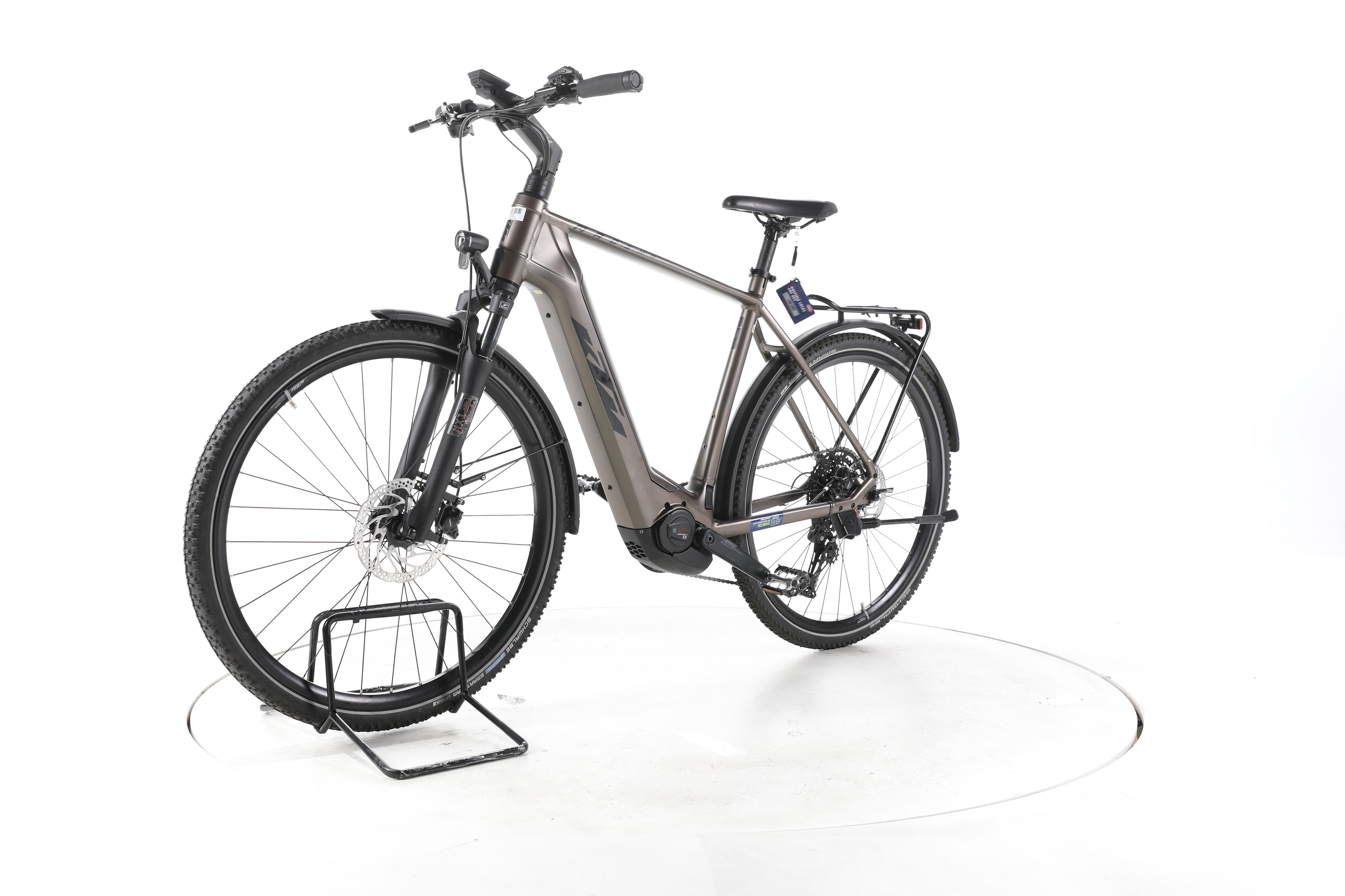 KTM Macina Cross LFC Trekking E-Bike 2025 - Image 6