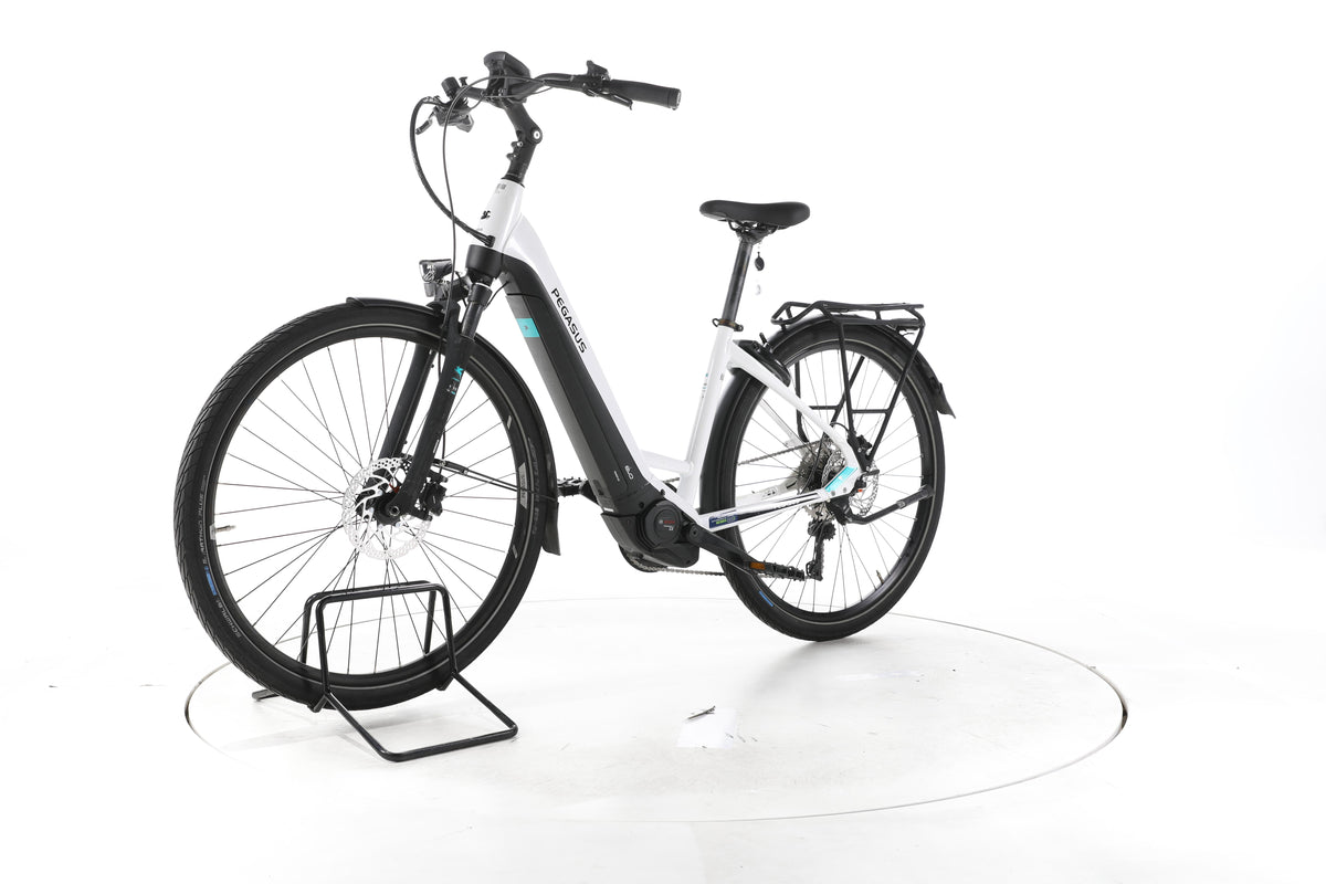 Pegasus Premio Evo Lite Trekking E-Bike Tiefeinsteiger - Image 6
