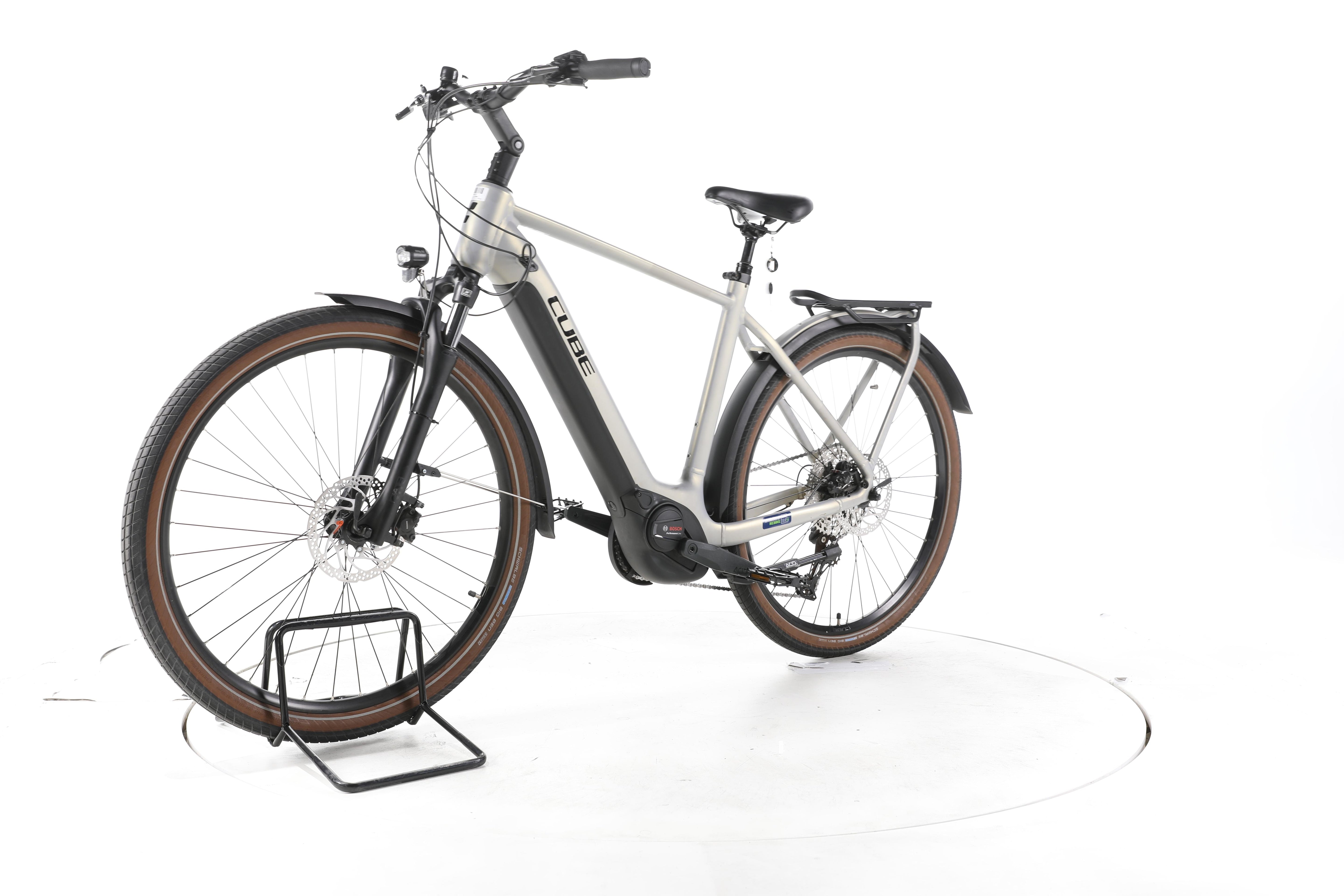 Cube Touring Hybrid Pro Trekking E-Bike - Image 6