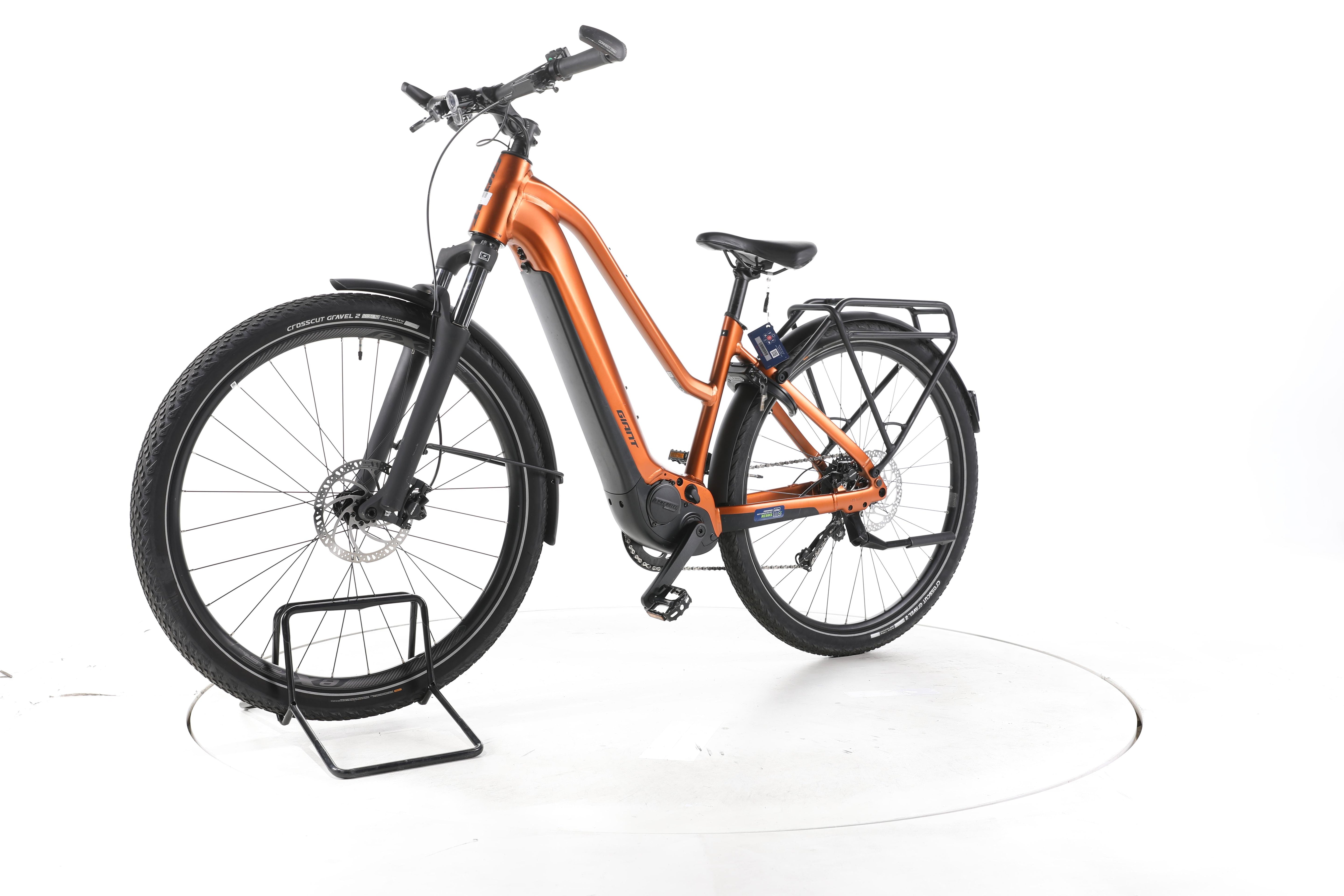 Giant Explore E+ 2 Trekking E-Bike - Image 6