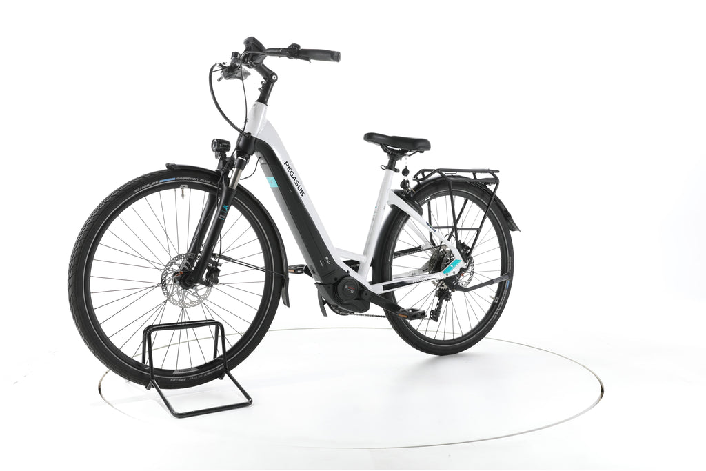 Pegasus Premio EVO 10 Lite Trekking E-Bike Tiefeinsteiger - Image 6