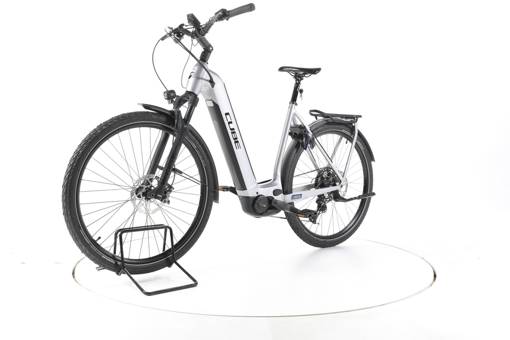 Cube Kathmandu Hybrid SL Trekking E-Bike - Image 6