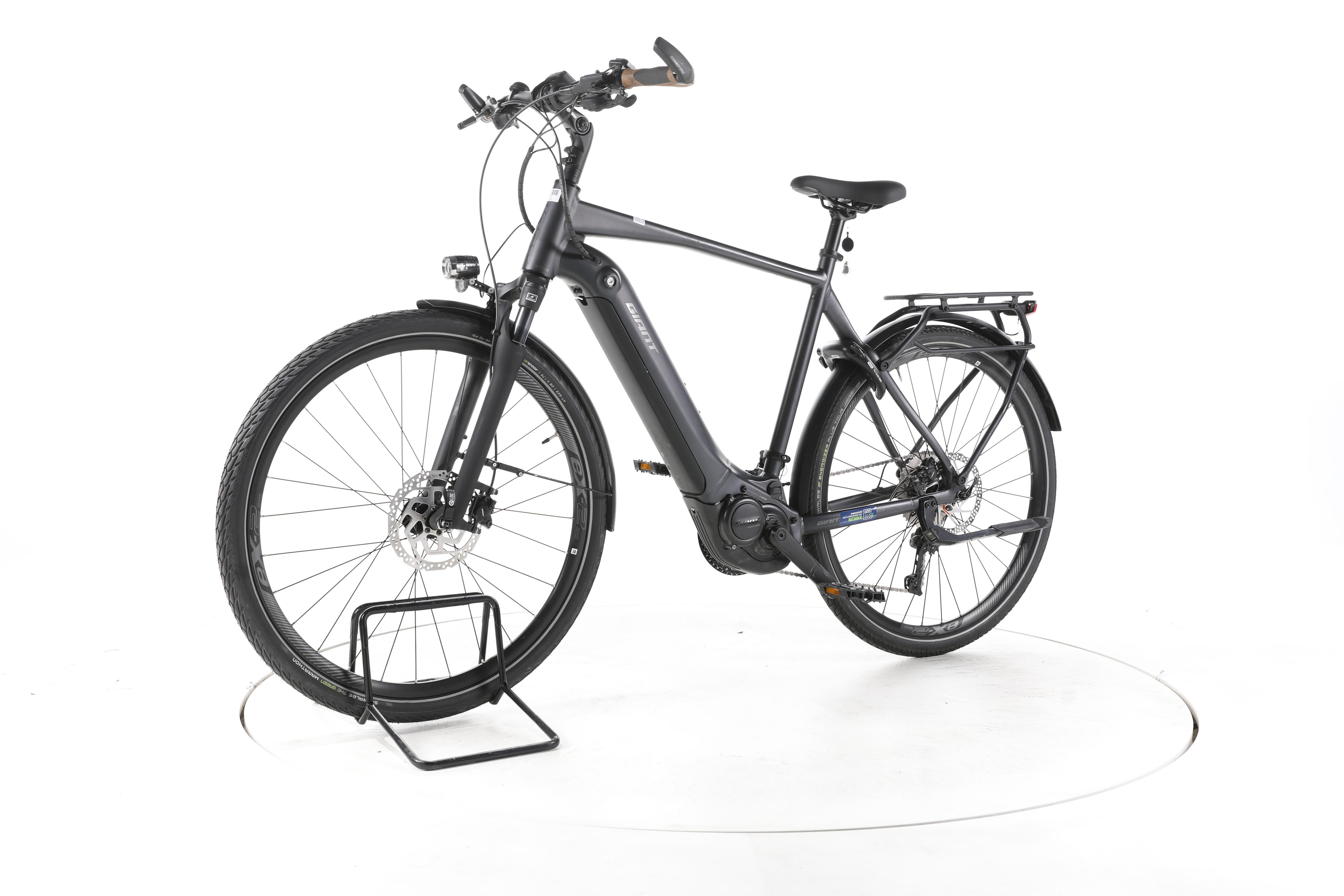 Giant Explore E+ 1 Trekking E-Bike - Image 6