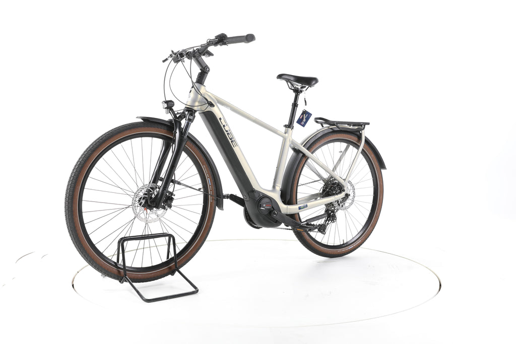 Cube Touring Hybrid Pro Trekking E-Bike 2024 - Image 6