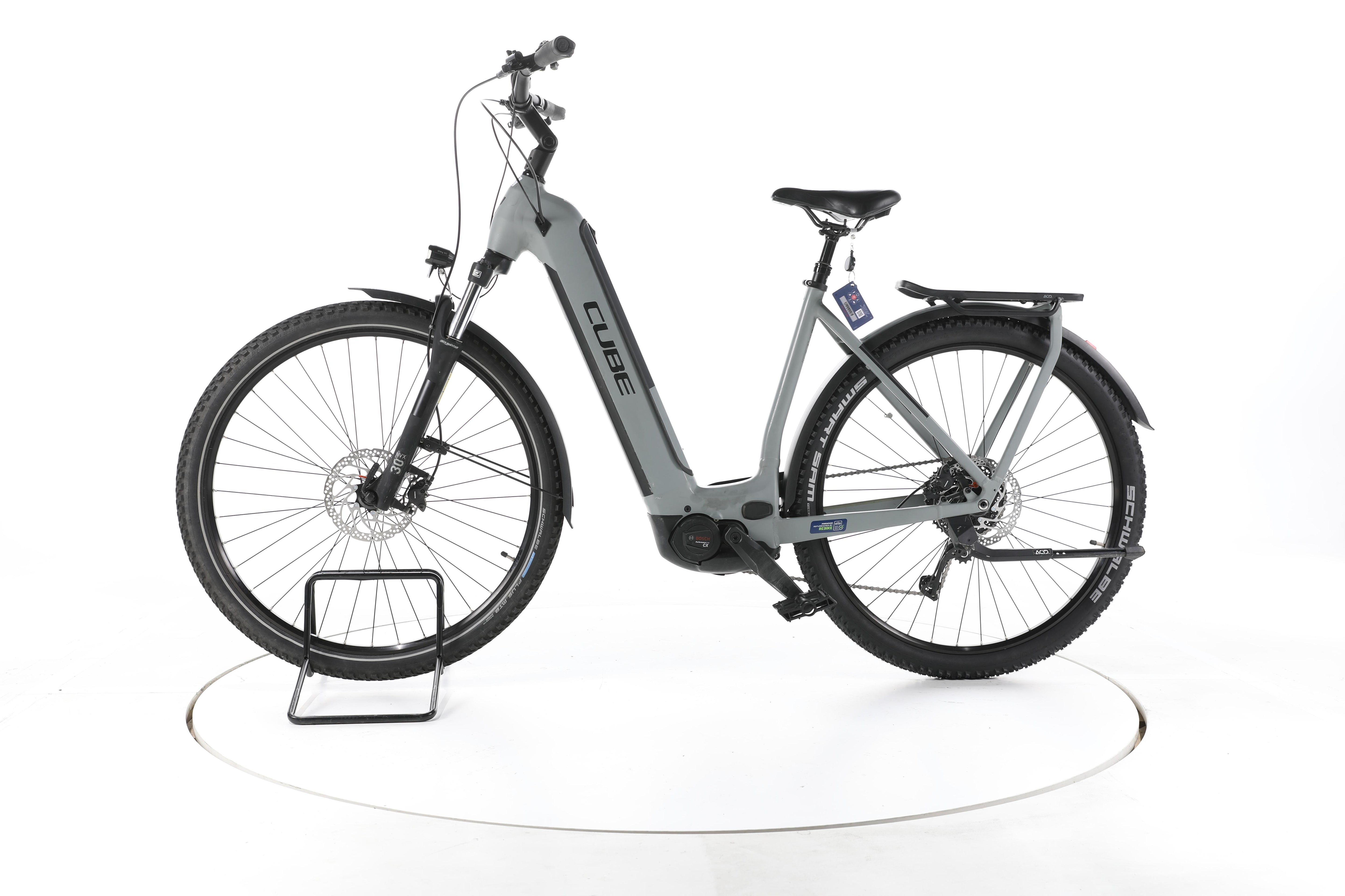 Cube Kathmandu Hybrid ONE Trekking E-Bike Tiefeinsteiger - Image 7