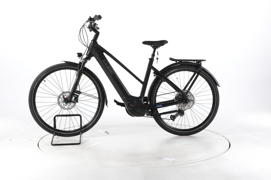 Cube Touring Hybrid Pro Trekking E-Bike - Image 7