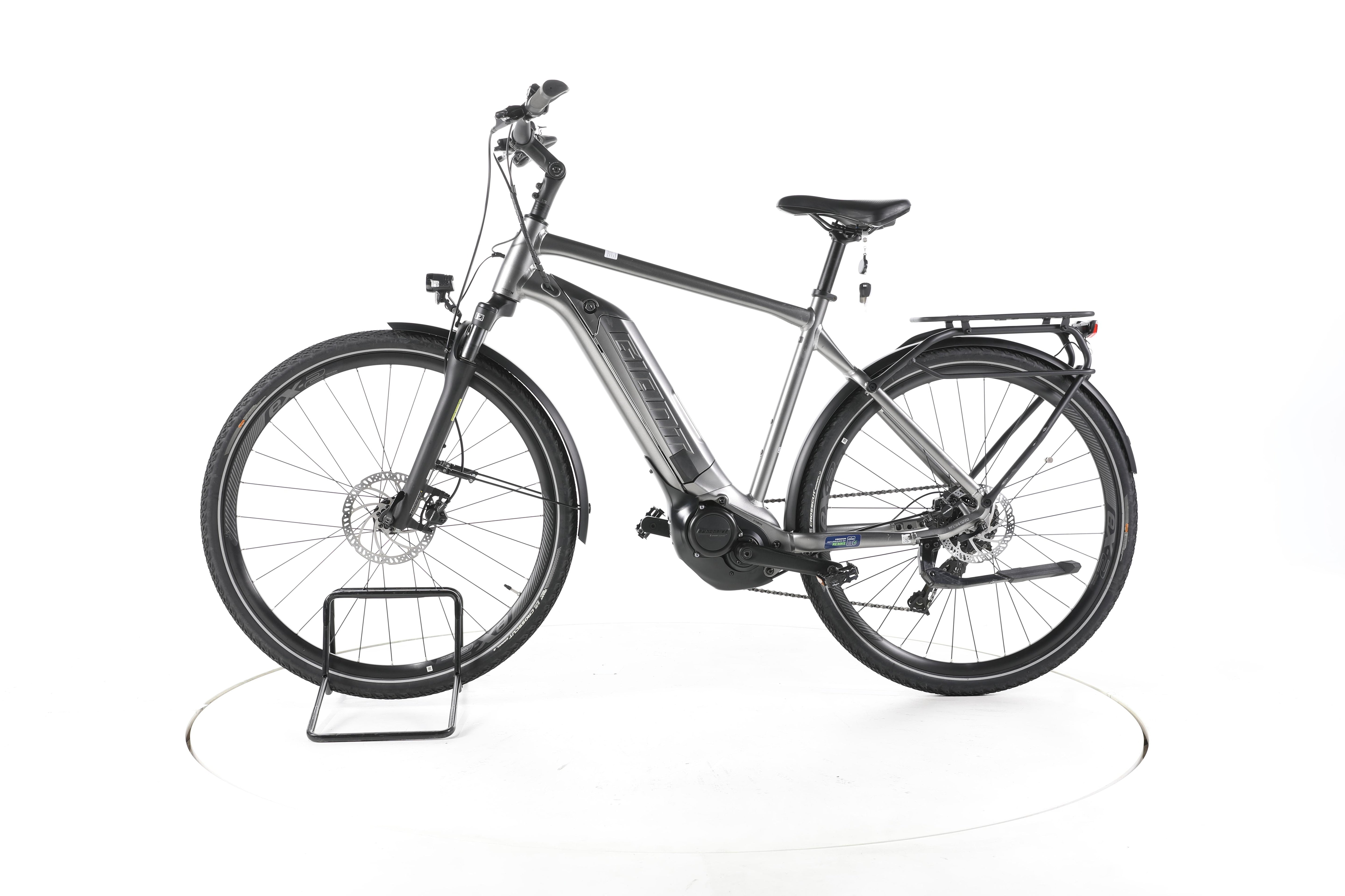 Giant Explore E+ 3 Trekking E-Bike - Image 7