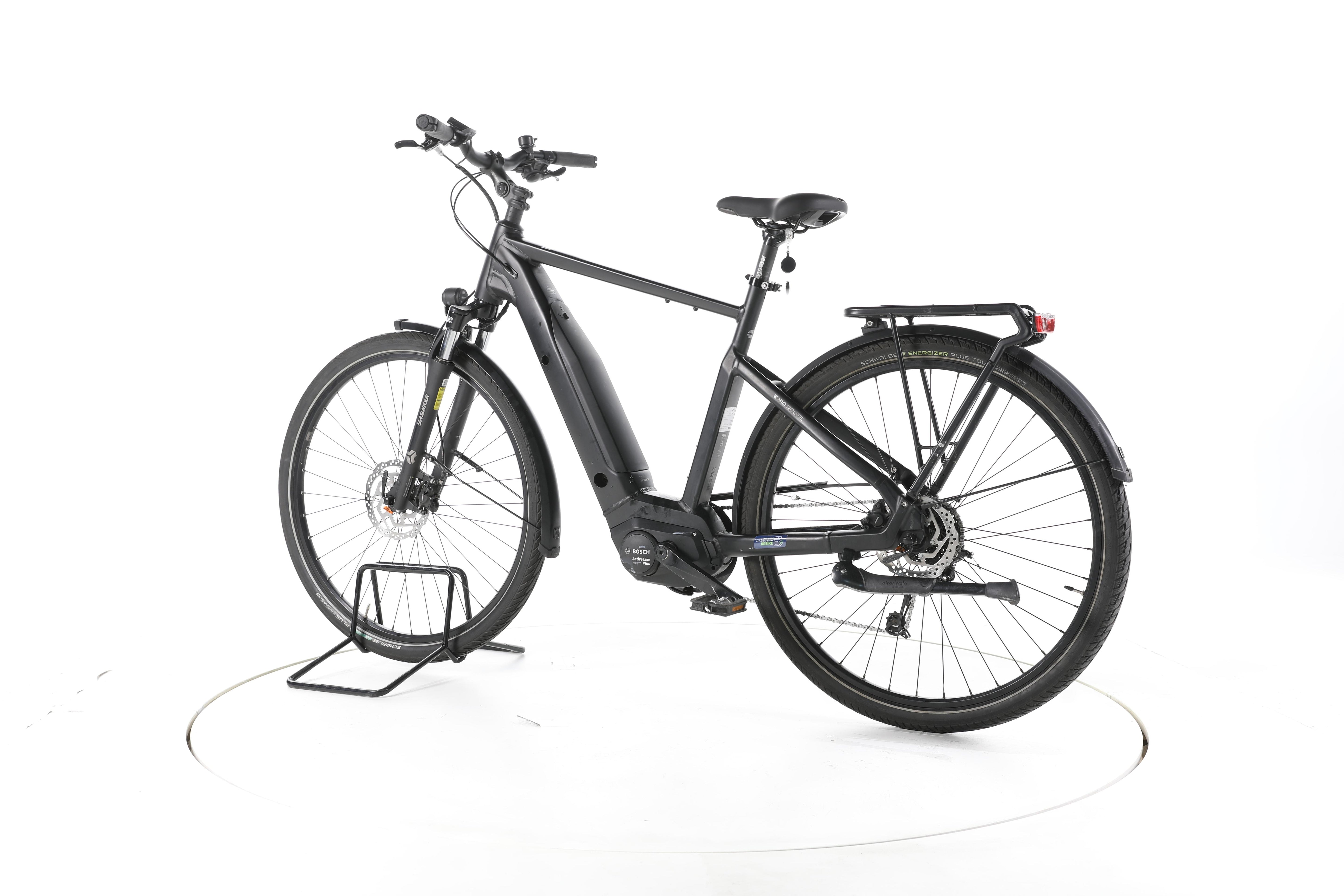 Carver Route E.410 Trekking E-Bike - Image 8