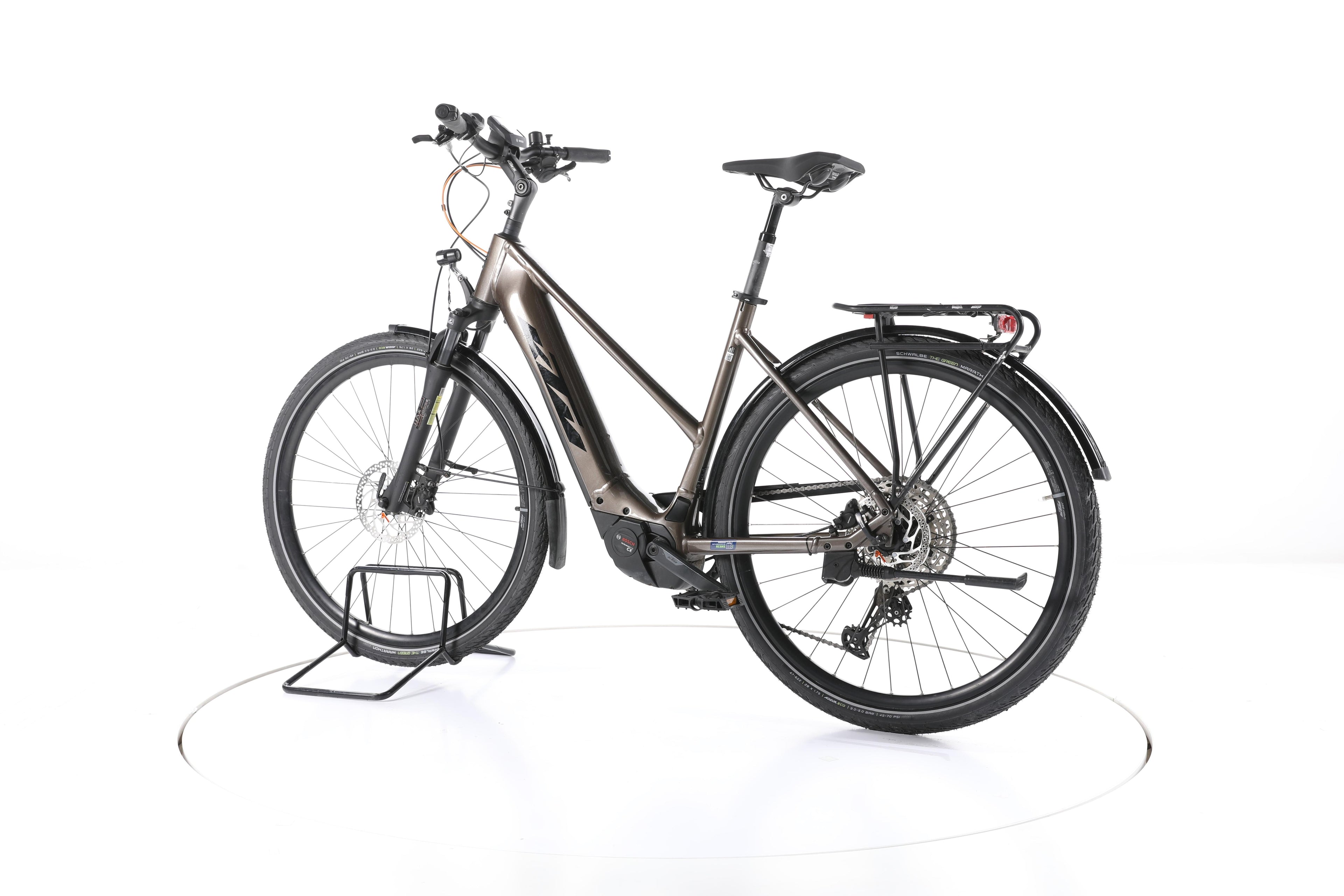 KTM Macina Ultimate Pro Trekking E-Bike - Image 8