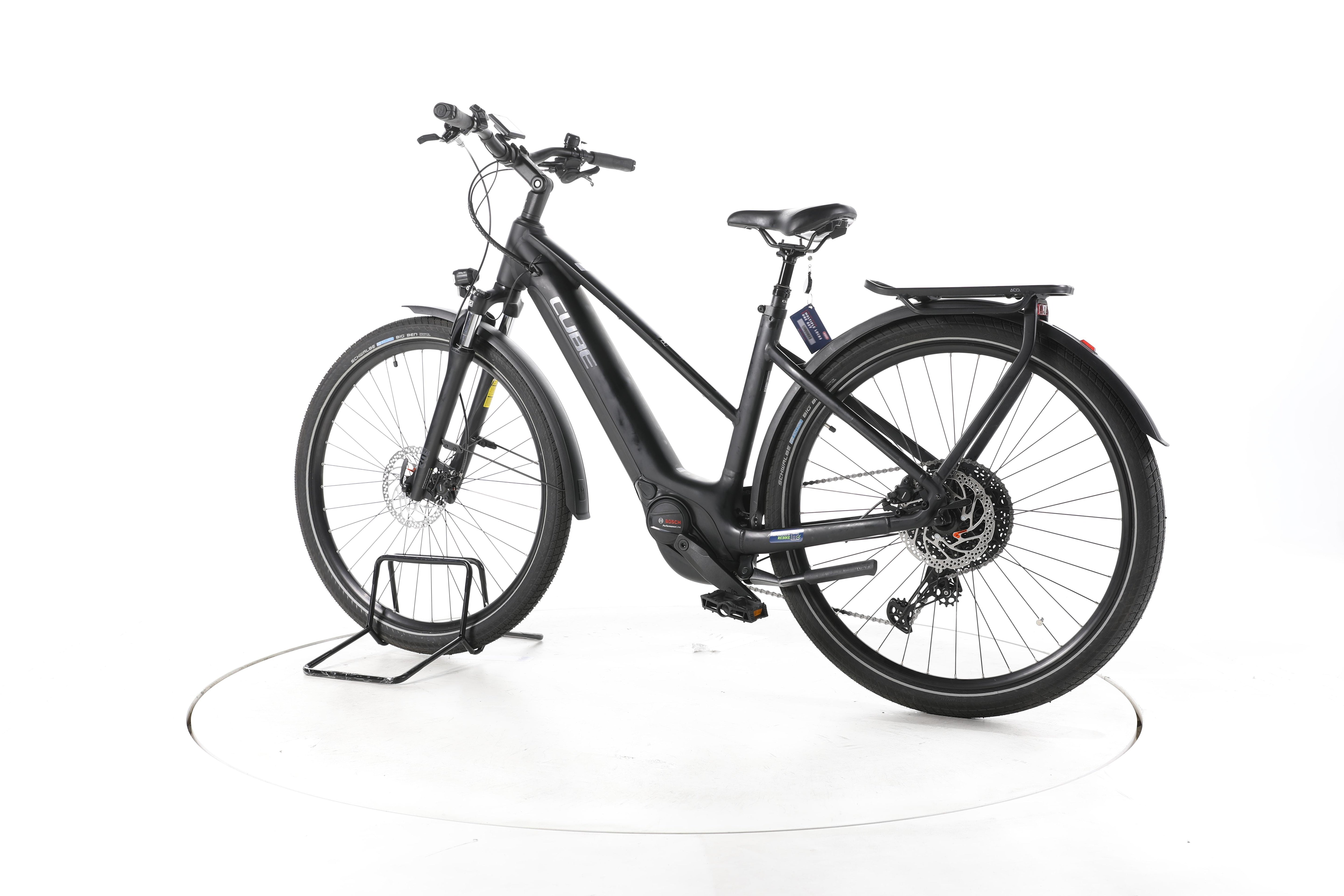 Cube Touring Hybrid Pro Trekking E-Bike - Image 8