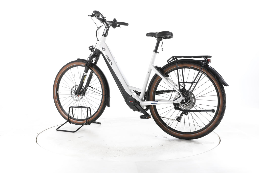 Pegasus Premio EVO Lite Trekking E-Bike Tiefeinsteiger - Image 8