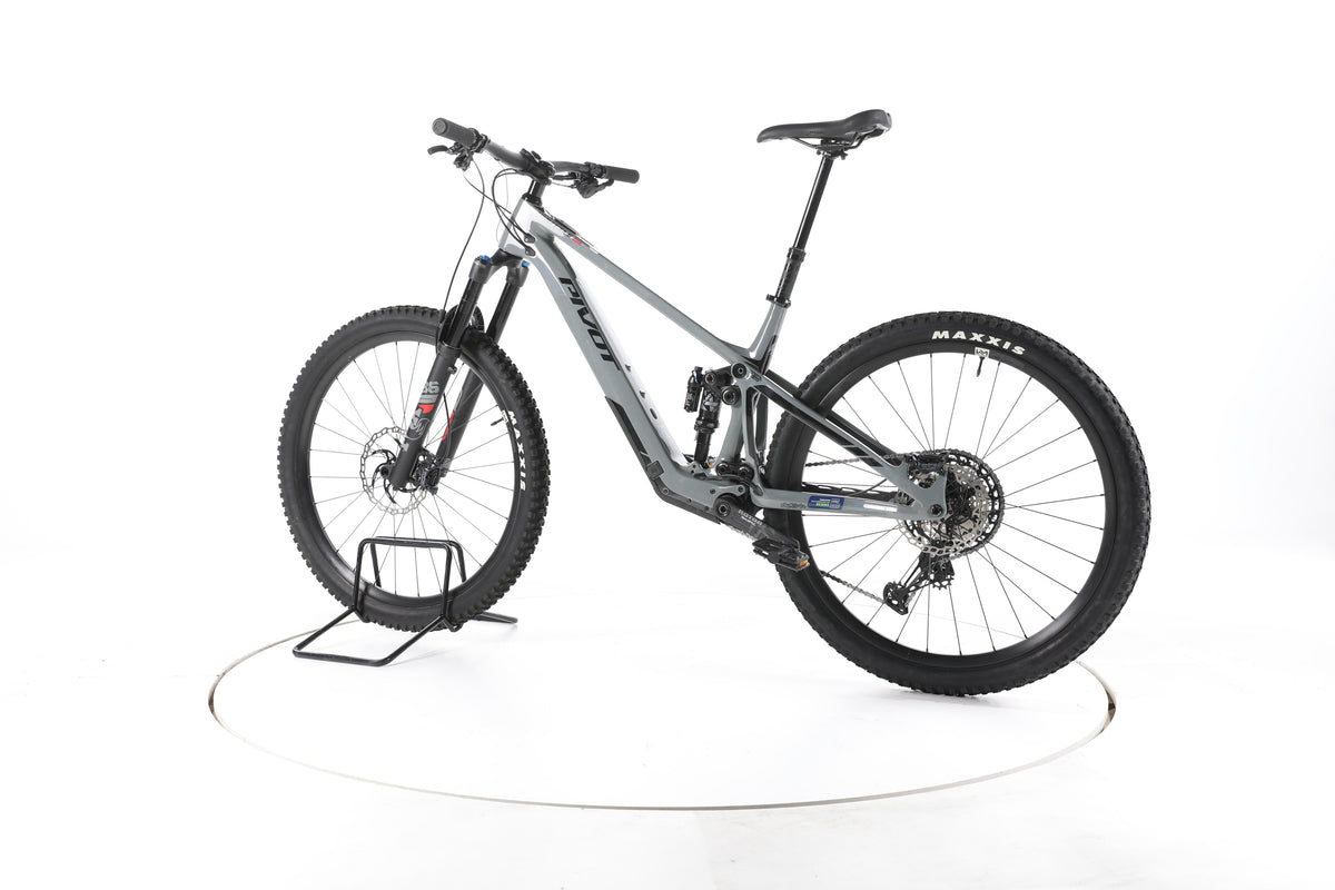Pivot Cycles Shuttle SL Ride SLX/XT E-Bike Fully Carbon - Image 8