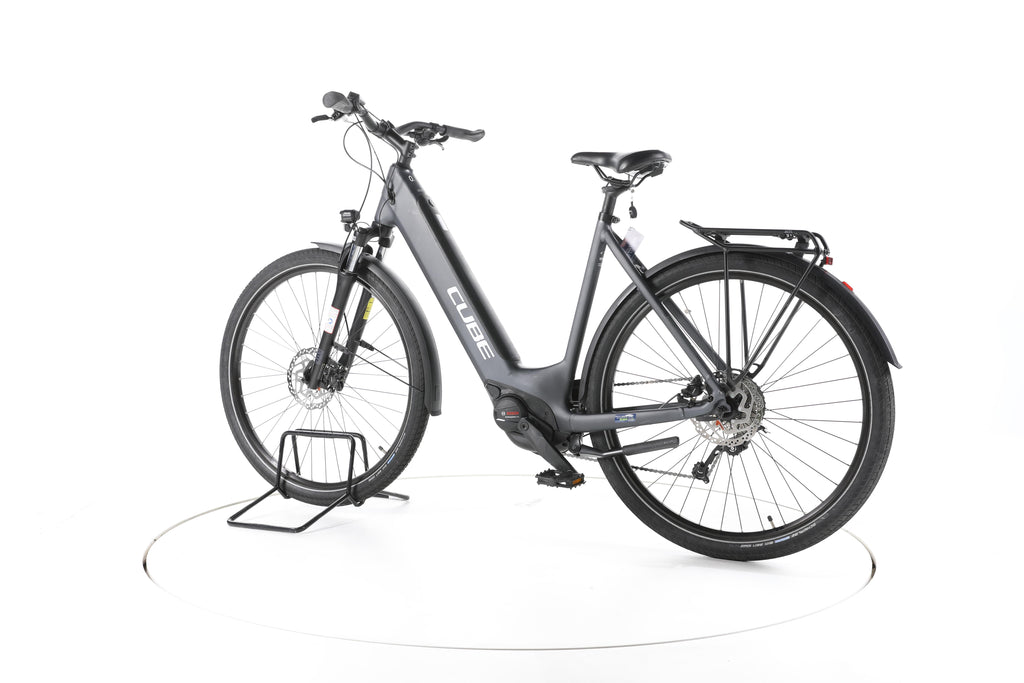 Cube Touring Hybrid ONE Trekking E-Bike Tiefeinsteiger 2023 - Image 8