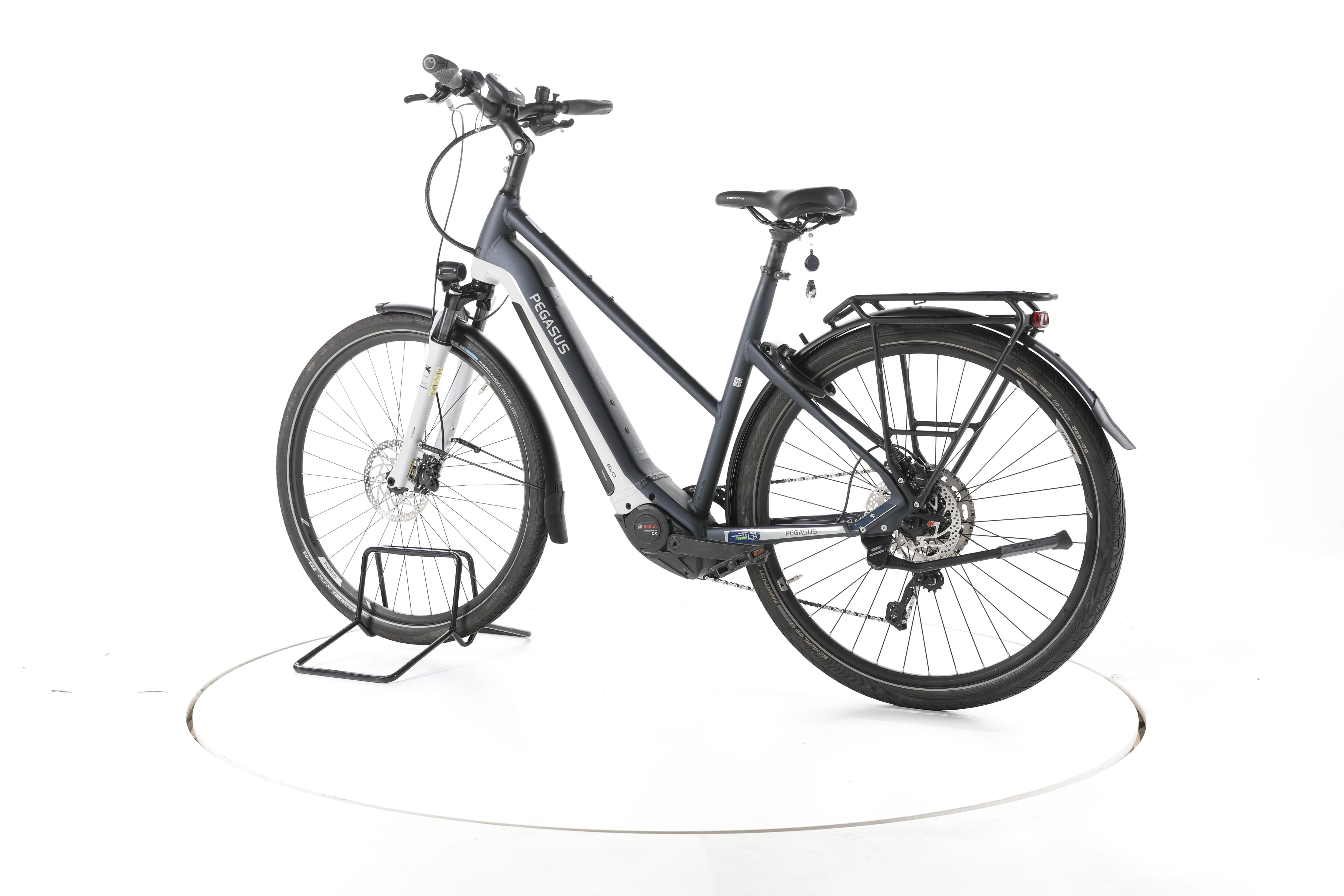 Pegasus Premio EVO 10 Lite Trekking E-Bike - Image 8
