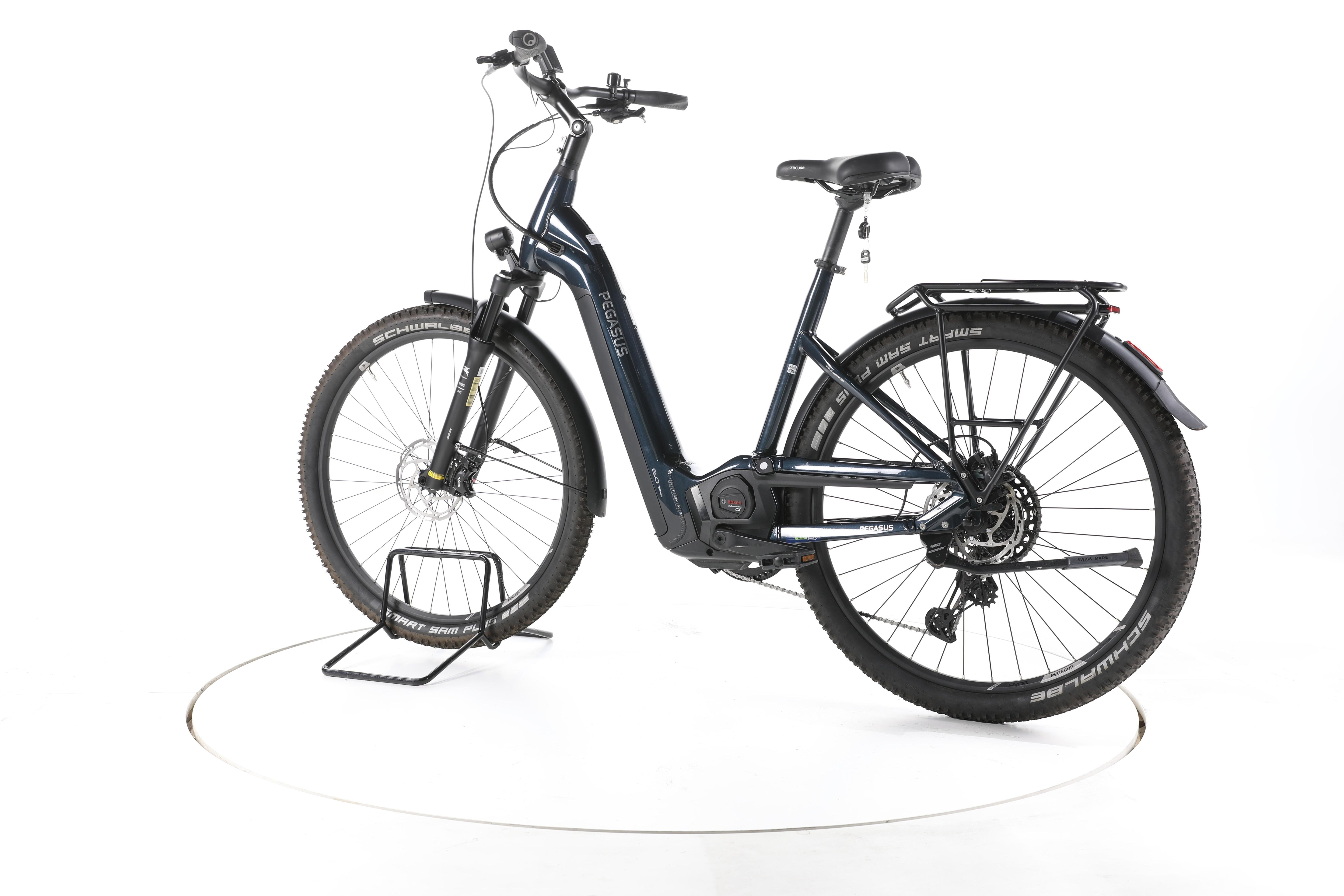 Pegasus Premio EVO 11 " 40 Years" Trekking E-Bike Tiefeinsteiger - Image 8